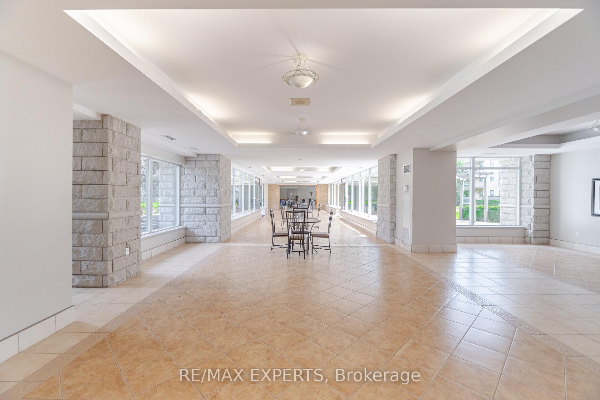 Photo 9 of Unit 216, 2502 Rutherford Road, Vaughan, Maple — HOMEH