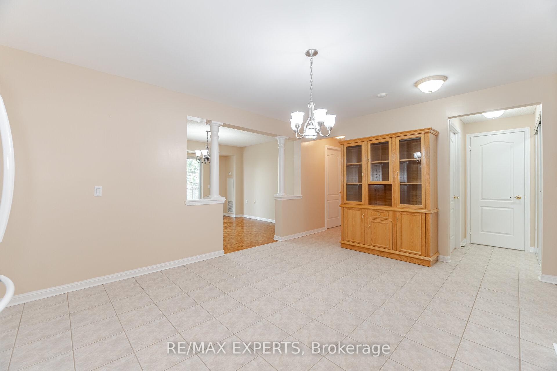 Photo 17 of Unit 216, 2502 Rutherford Road, Vaughan, Maple — HOMEH