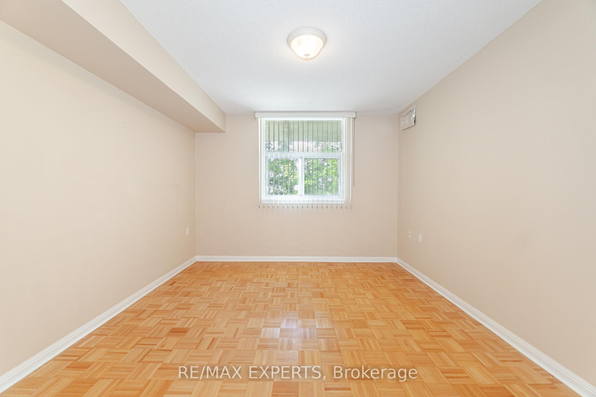 Photo 23 of Unit 216, 2502 Rutherford Road, Vaughan, Maple — HOMEH