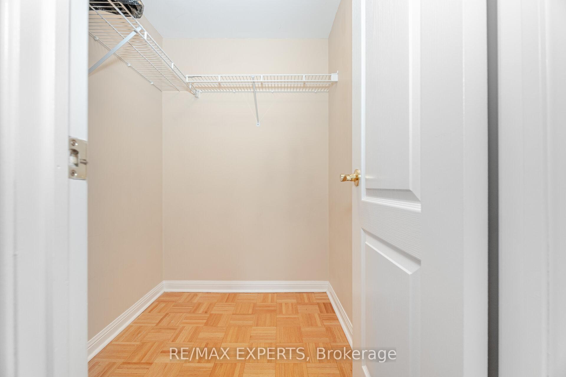 Photo 33 of Unit 216, 2502 Rutherford Road, Vaughan, Maple — HOMEH