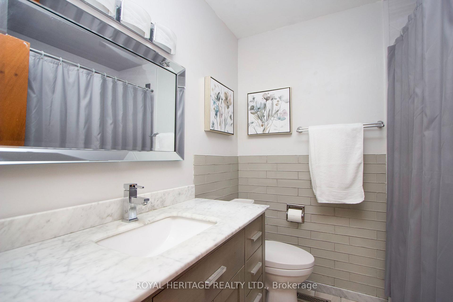 Photo 15 of 718 Annes Street, Whitby, Rural Whitby — HOMEH