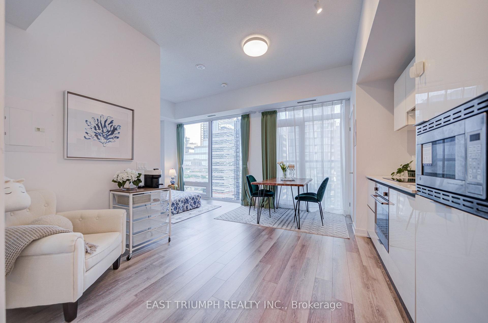 Photo 9 of Unit 1715, 121 St. Patrick Street, Toronto, Kensington-Chinatown — HOMEH