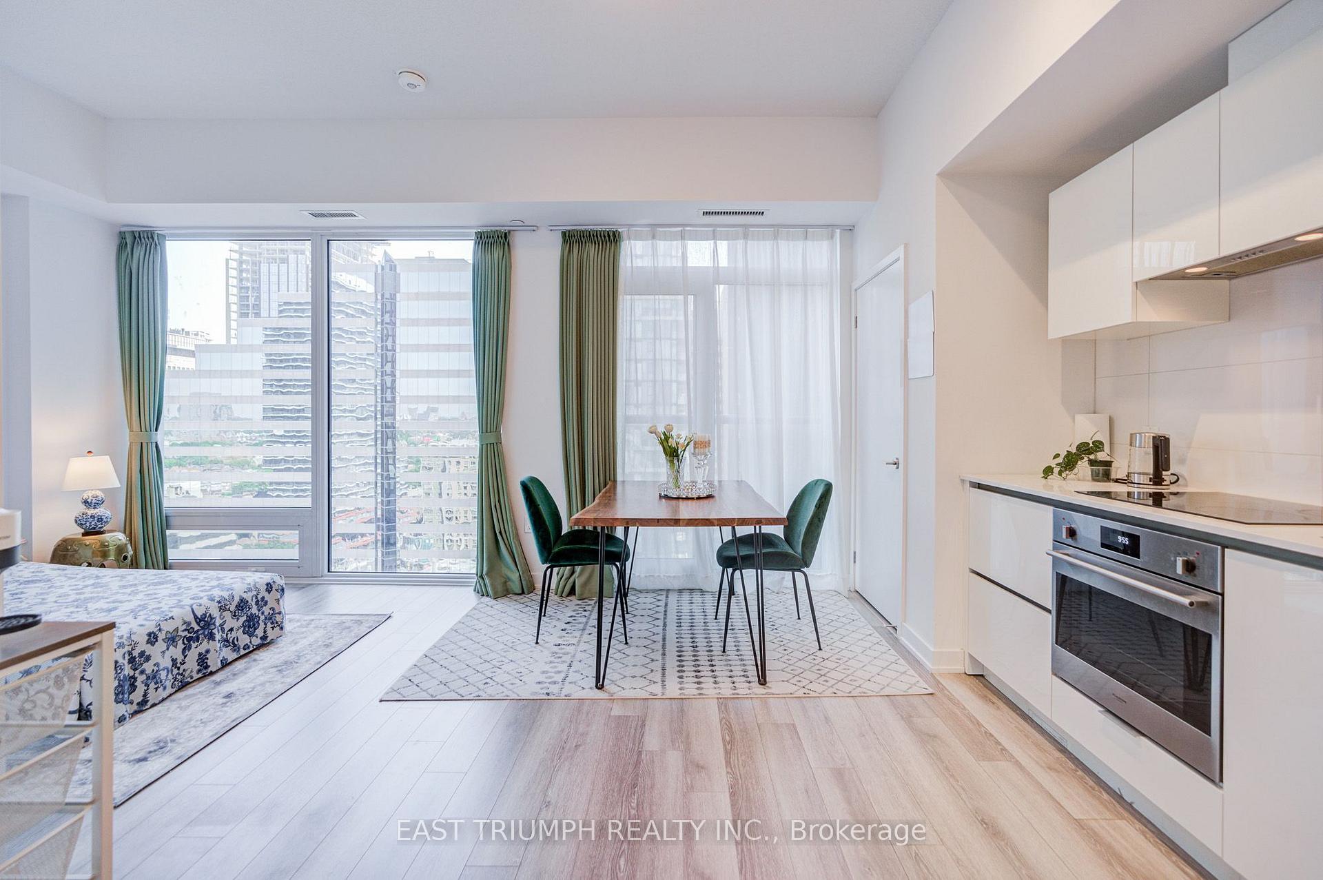 Photo 10 of Unit 1715, 121 St. Patrick Street, Toronto, Kensington-Chinatown — HOMEH