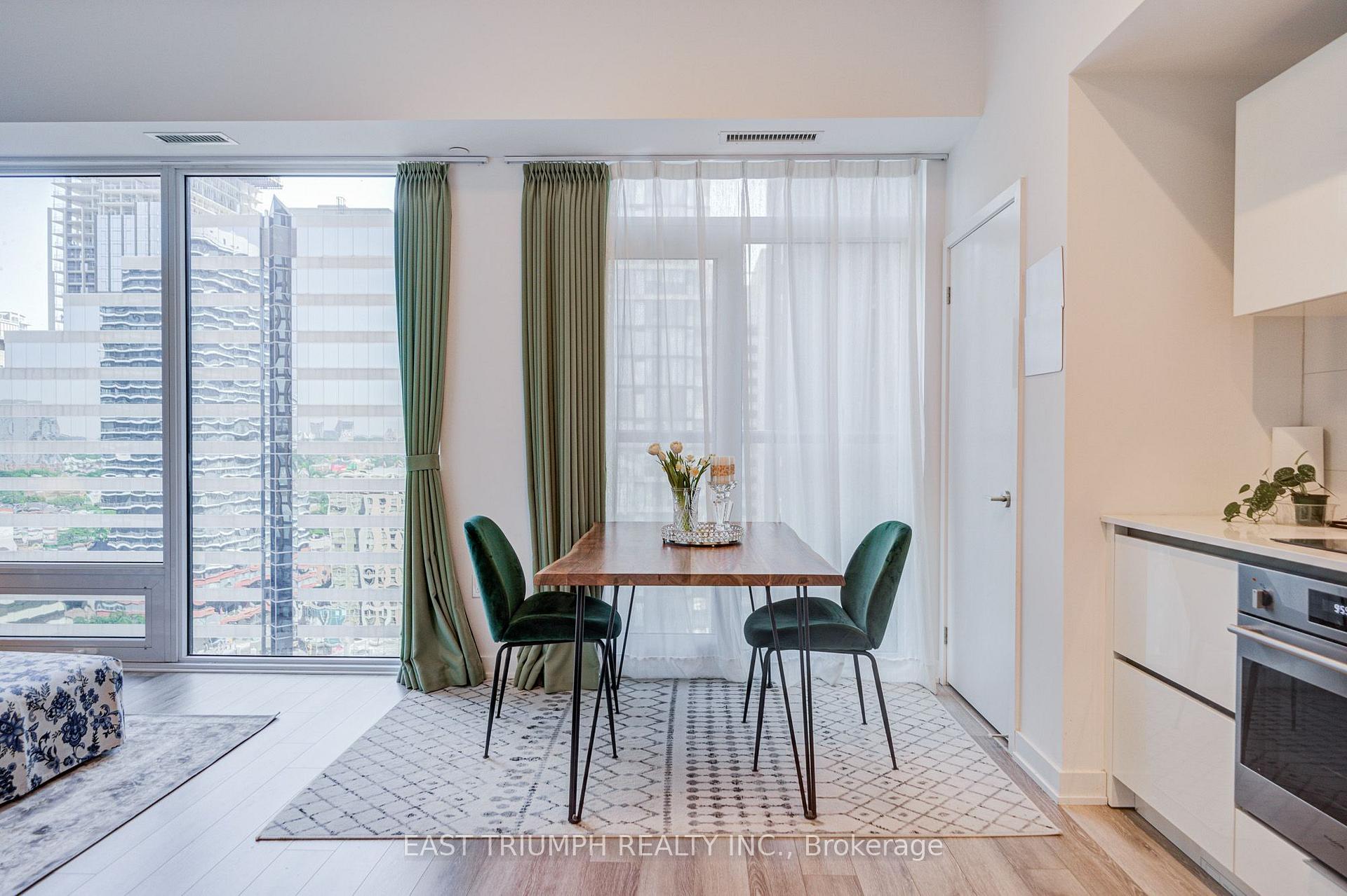 Photo 11 of Unit 1715, 121 St. Patrick Street, Toronto, Kensington-Chinatown — HOMEH