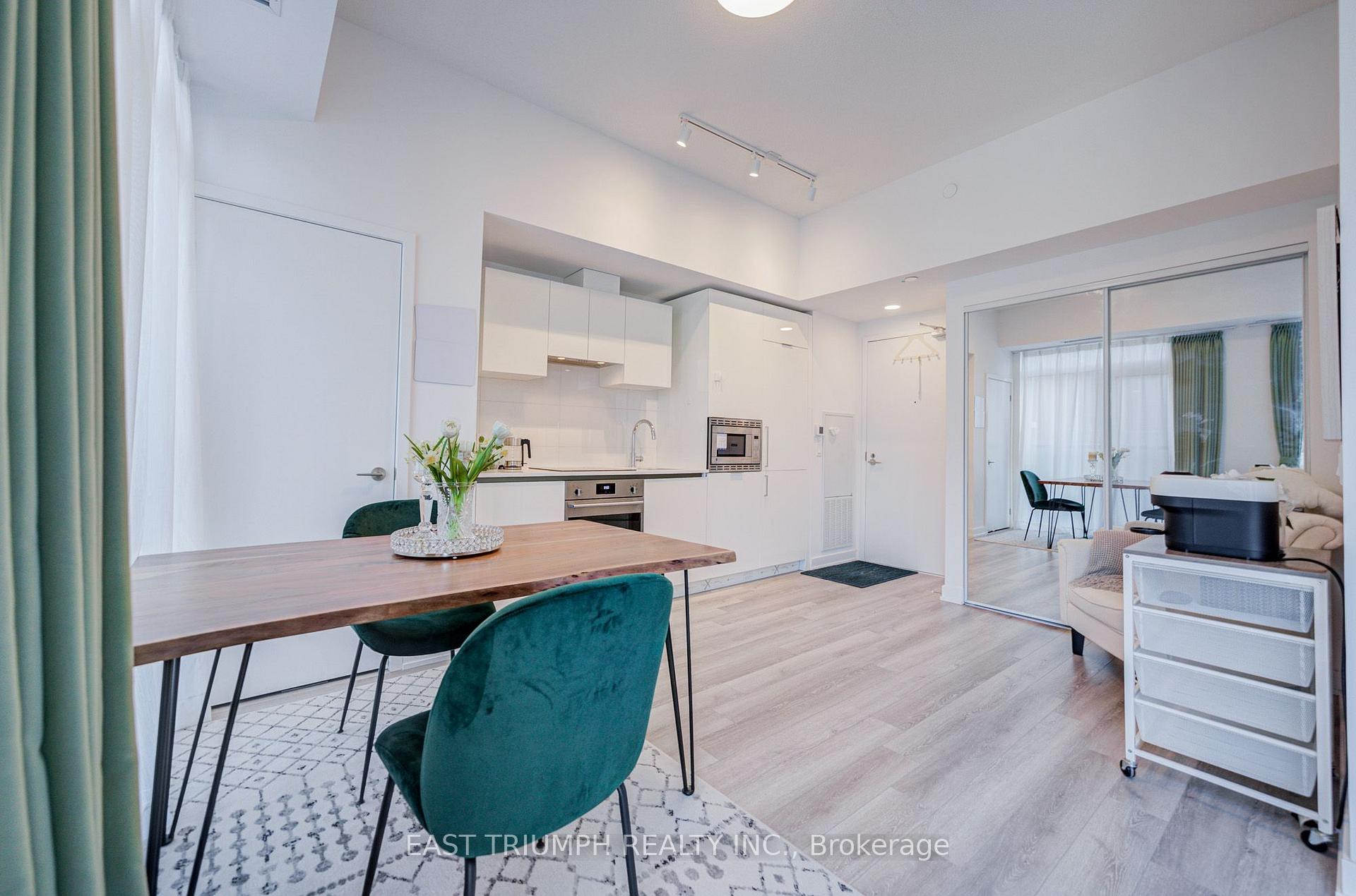 Photo 14 of Unit 1715, 121 St. Patrick Street, Toronto, Kensington-Chinatown — HOMEH