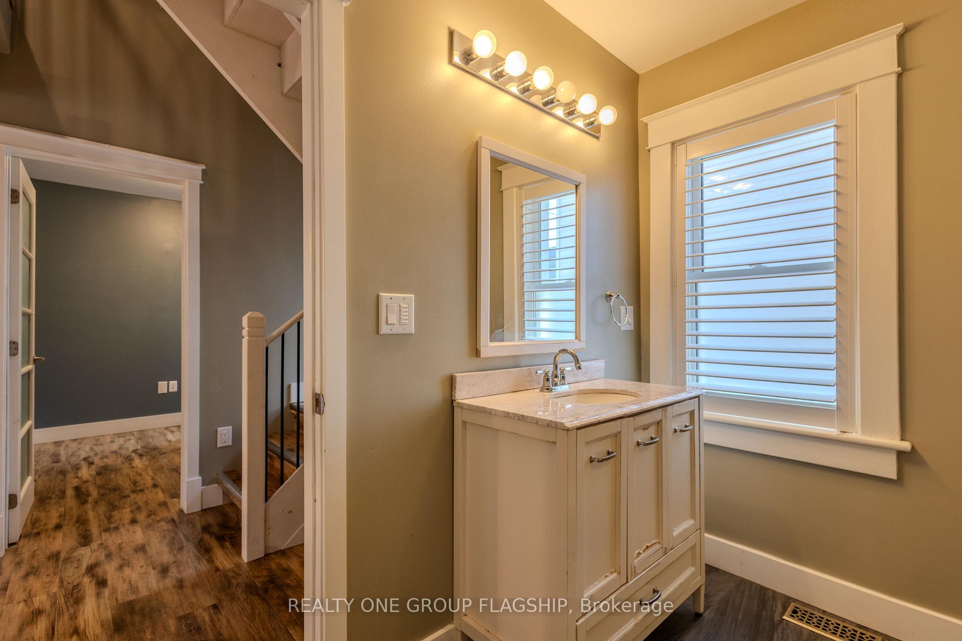 Photo 11 of 4774 Third Avenue, Niagara Falls, Cherrywood — HOMEH