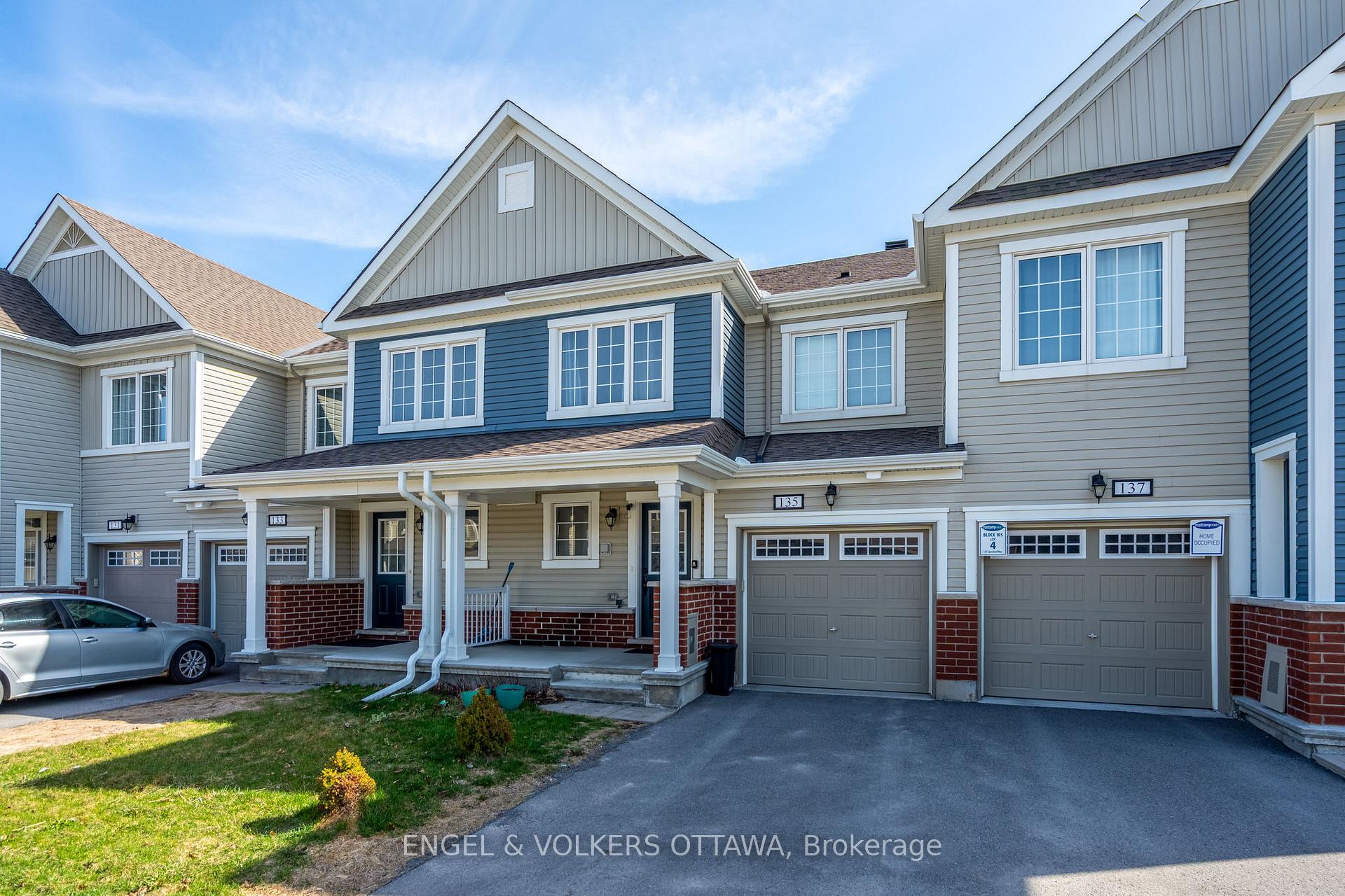 Photo 2 of 135 Lanceleaf Way, Ottawa, Kanata - Emerald Meadows/Trailwest — HOMEH