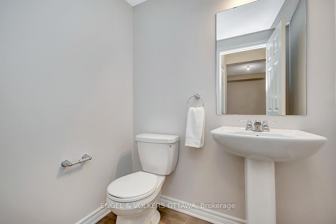 Photo 19 of 135 Lanceleaf Way, Ottawa, Kanata - Emerald Meadows/Trailwest — HOMEH