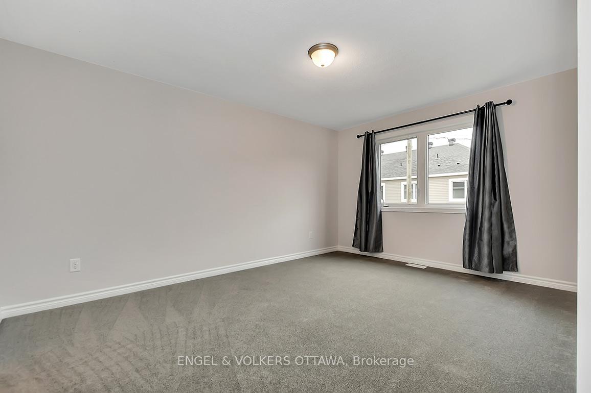 Photo 20 of 135 Lanceleaf Way, Ottawa, Kanata - Emerald Meadows/Trailwest — HOMEH