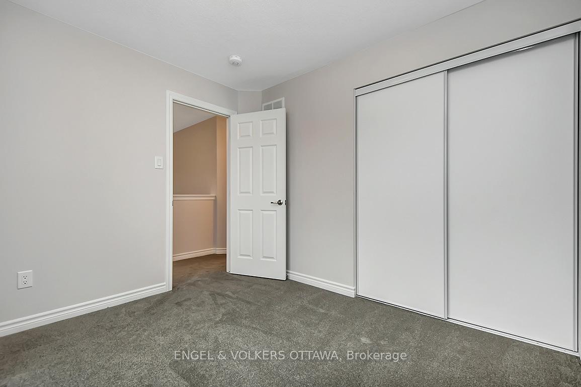 Photo 26 of 135 Lanceleaf Way, Ottawa, Kanata - Emerald Meadows/Trailwest — HOMEH