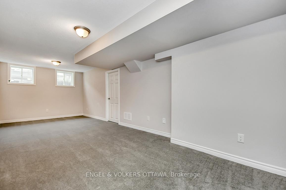 Photo 30 of 135 Lanceleaf Way, Ottawa, Kanata - Emerald Meadows/Trailwest — HOMEH