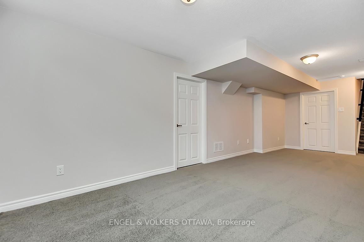 Photo 31 of 135 Lanceleaf Way, Ottawa, Kanata - Emerald Meadows/Trailwest — HOMEH
