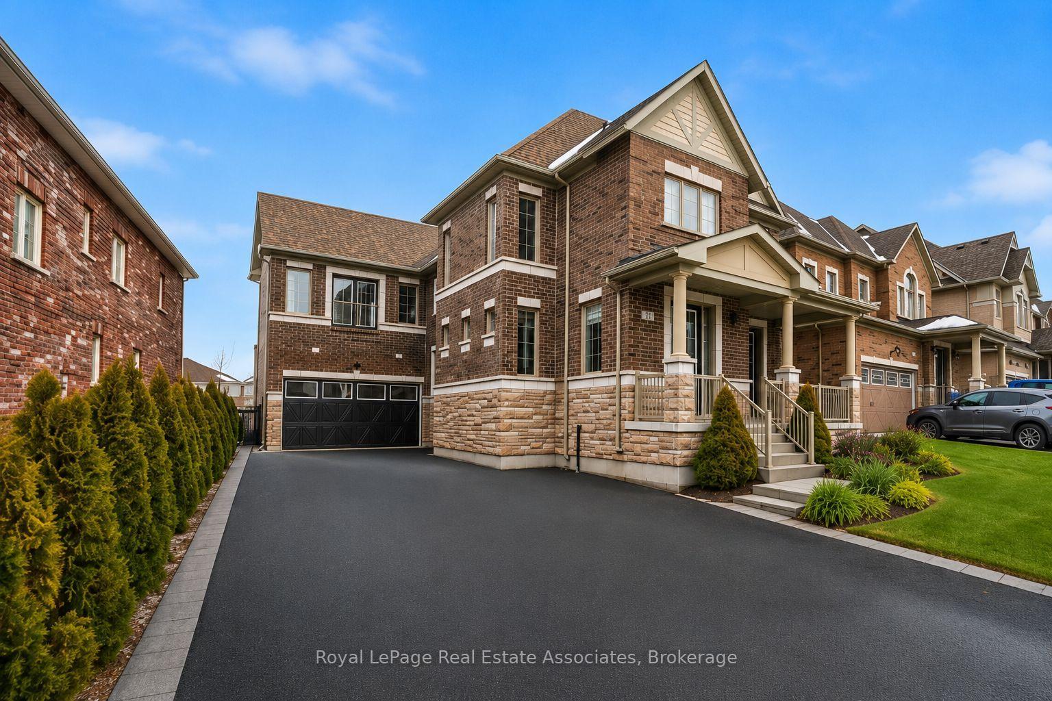 Photo 1 of 24 Burke Street, New Tecumseth, Alliston — HOMEH