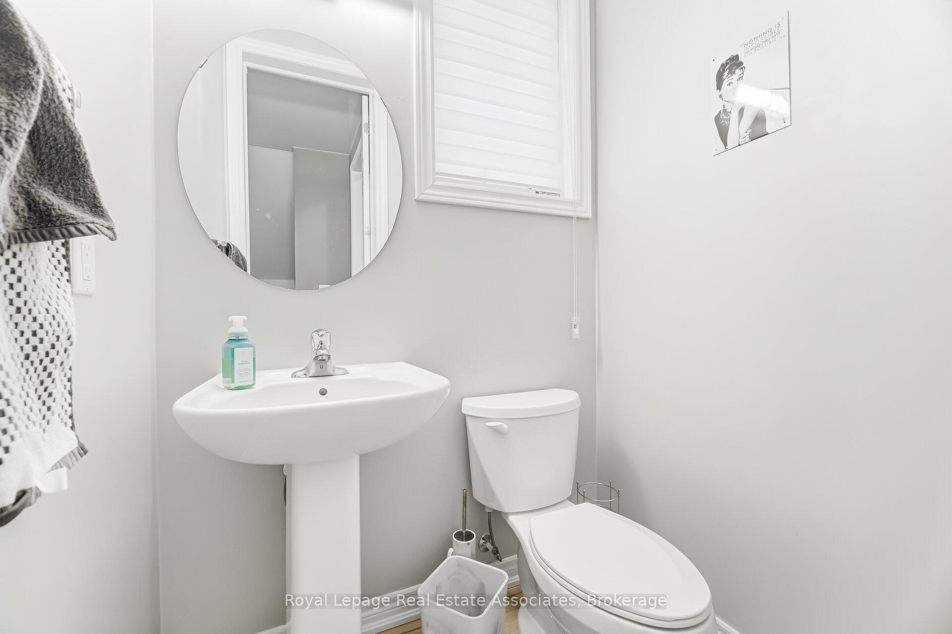 Photo 18 of 24 Burke Street, New Tecumseth, Alliston — HOMEH