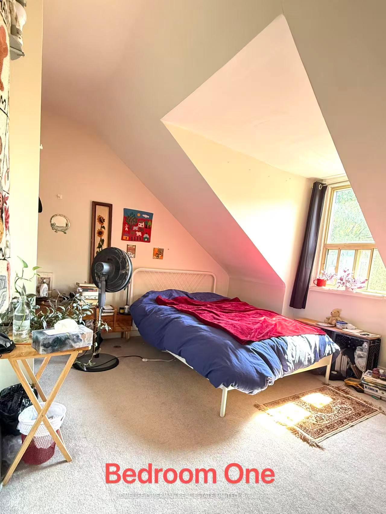 Photo 6 of Unit upper, 6 Givins Street, Toronto, Trinity-Bellwoods — HOMEH