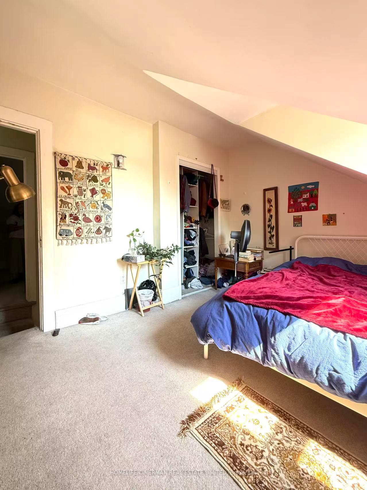 Photo 7 of Unit upper, 6 Givins Street, Toronto, Trinity-Bellwoods — HOMEH