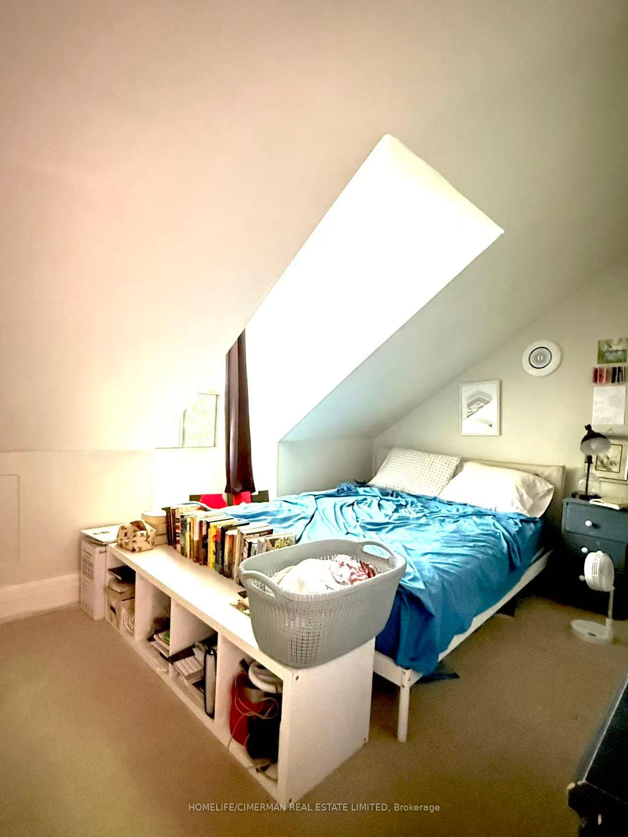 Photo 9 of Unit upper, 6 Givins Street, Toronto, Trinity-Bellwoods — HOMEH