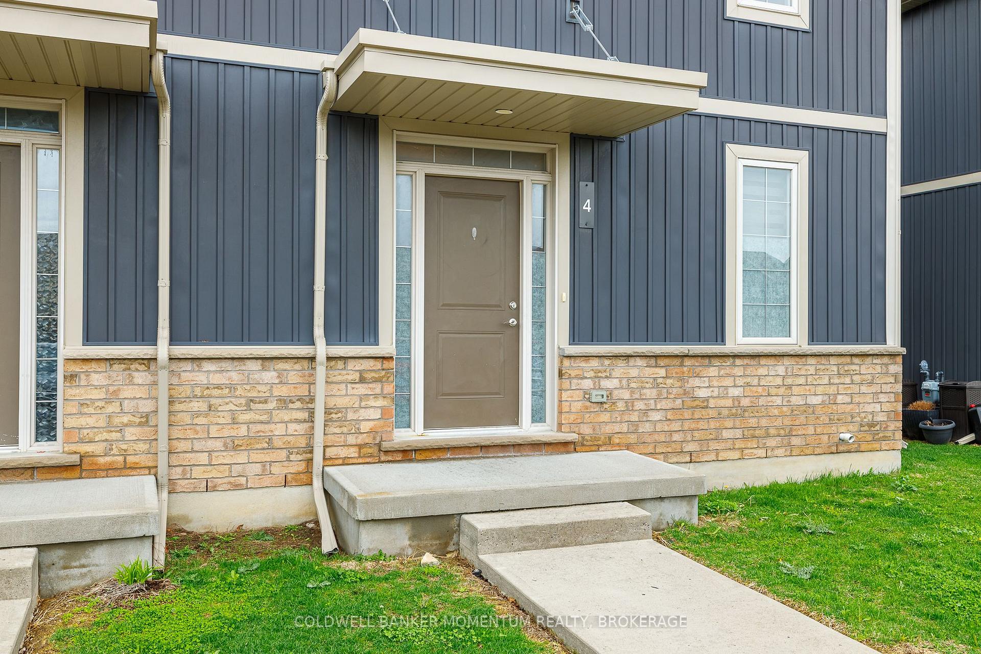 Photo 5 of Unit 4, 18 Corbin Street, St. Catharines, Oakdale — HOMEH