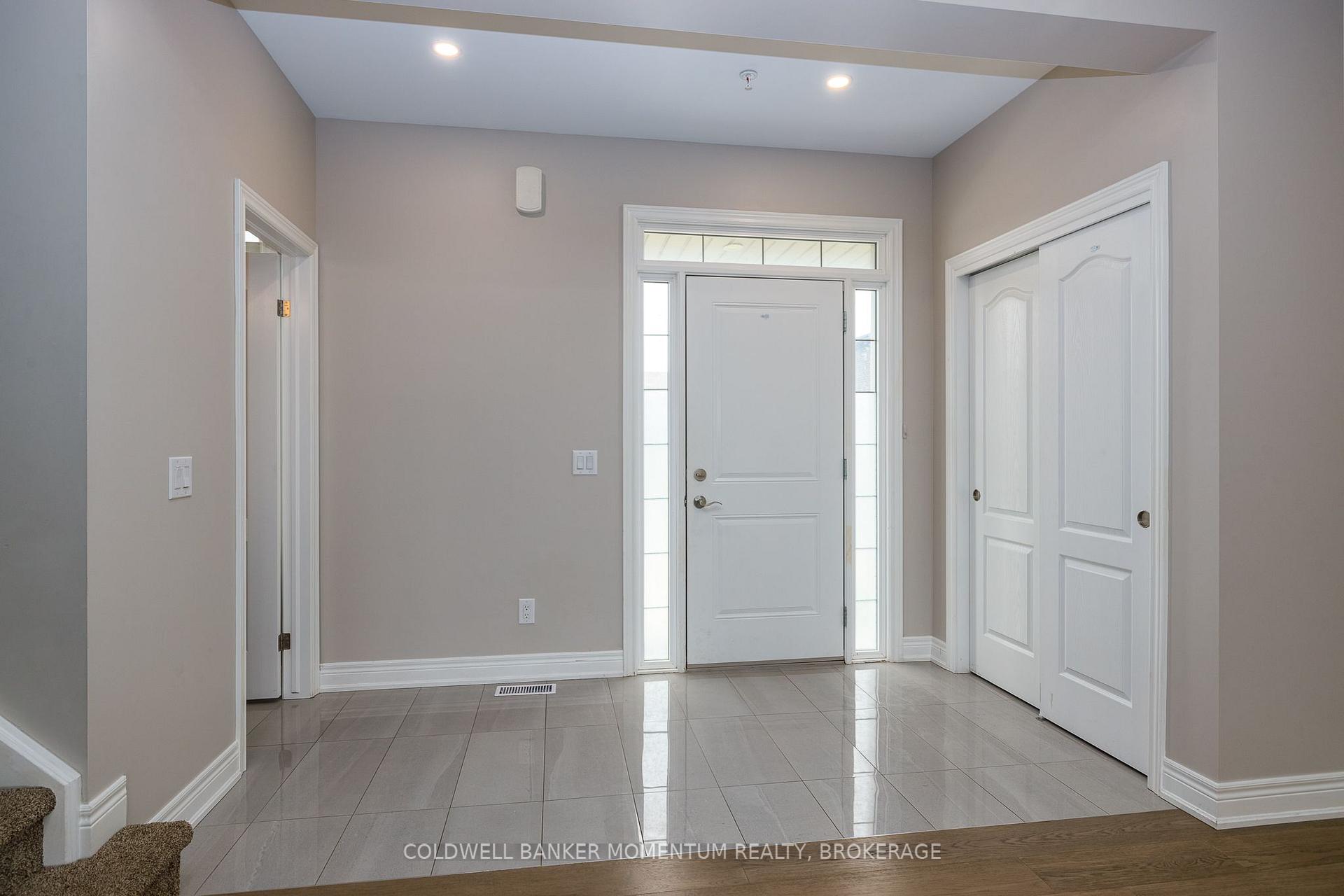 Photo 6 of Unit 4, 18 Corbin Street, St. Catharines, Oakdale — HOMEH