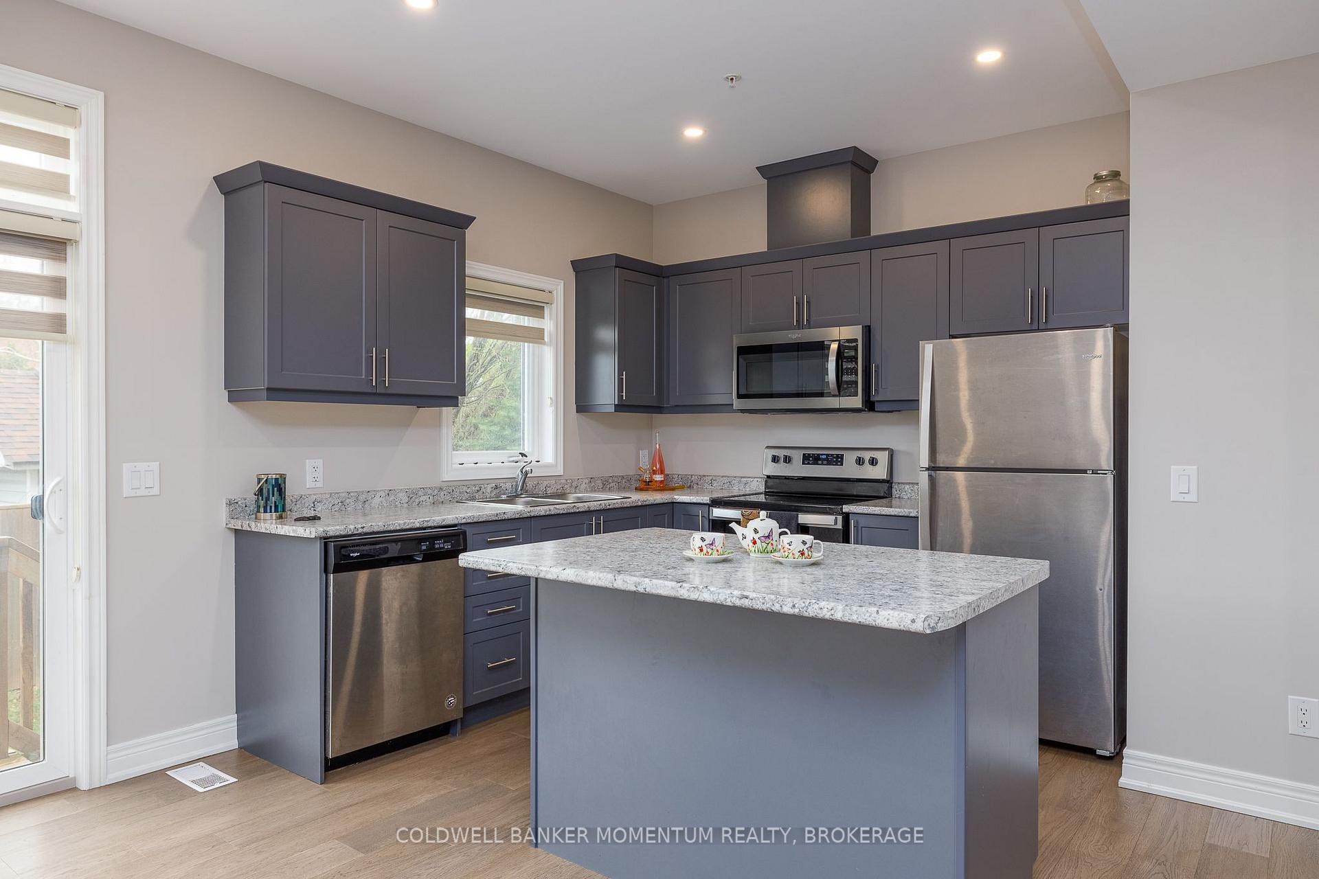 Photo 10 of Unit 4, 18 Corbin Street, St. Catharines, Oakdale — HOMEH