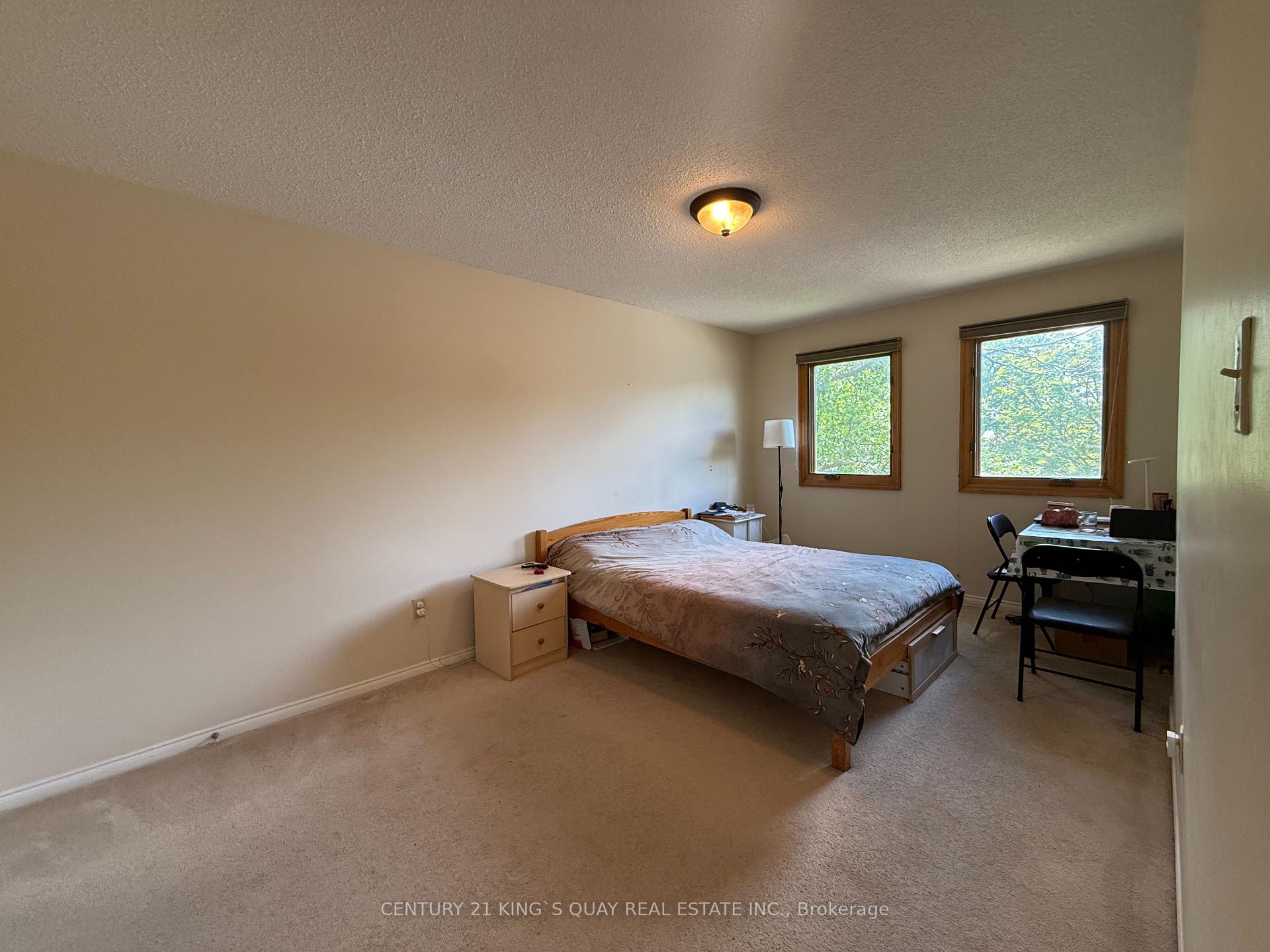 Photo 19 of 412 Freeman Crescent, Oakville, Falgarwood — HOMEH