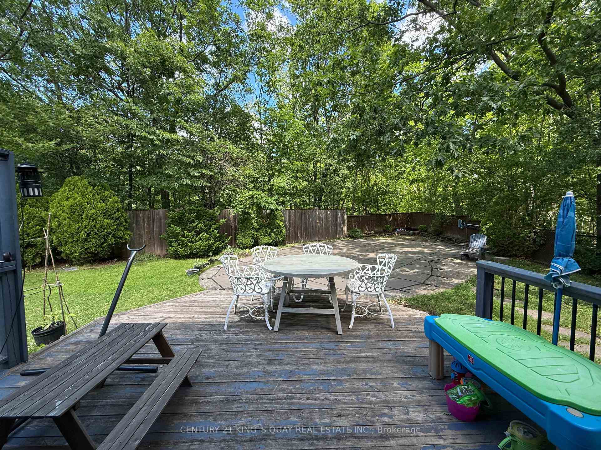Photo 23 of 412 Freeman Crescent, Oakville, Falgarwood — HOMEH