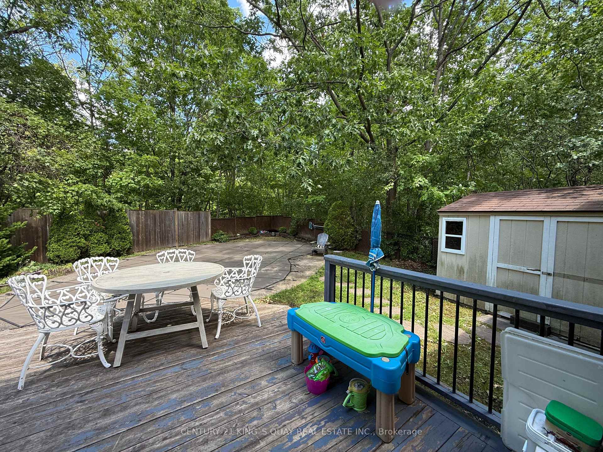 Photo 24 of 412 Freeman Crescent, Oakville, Falgarwood — HOMEH