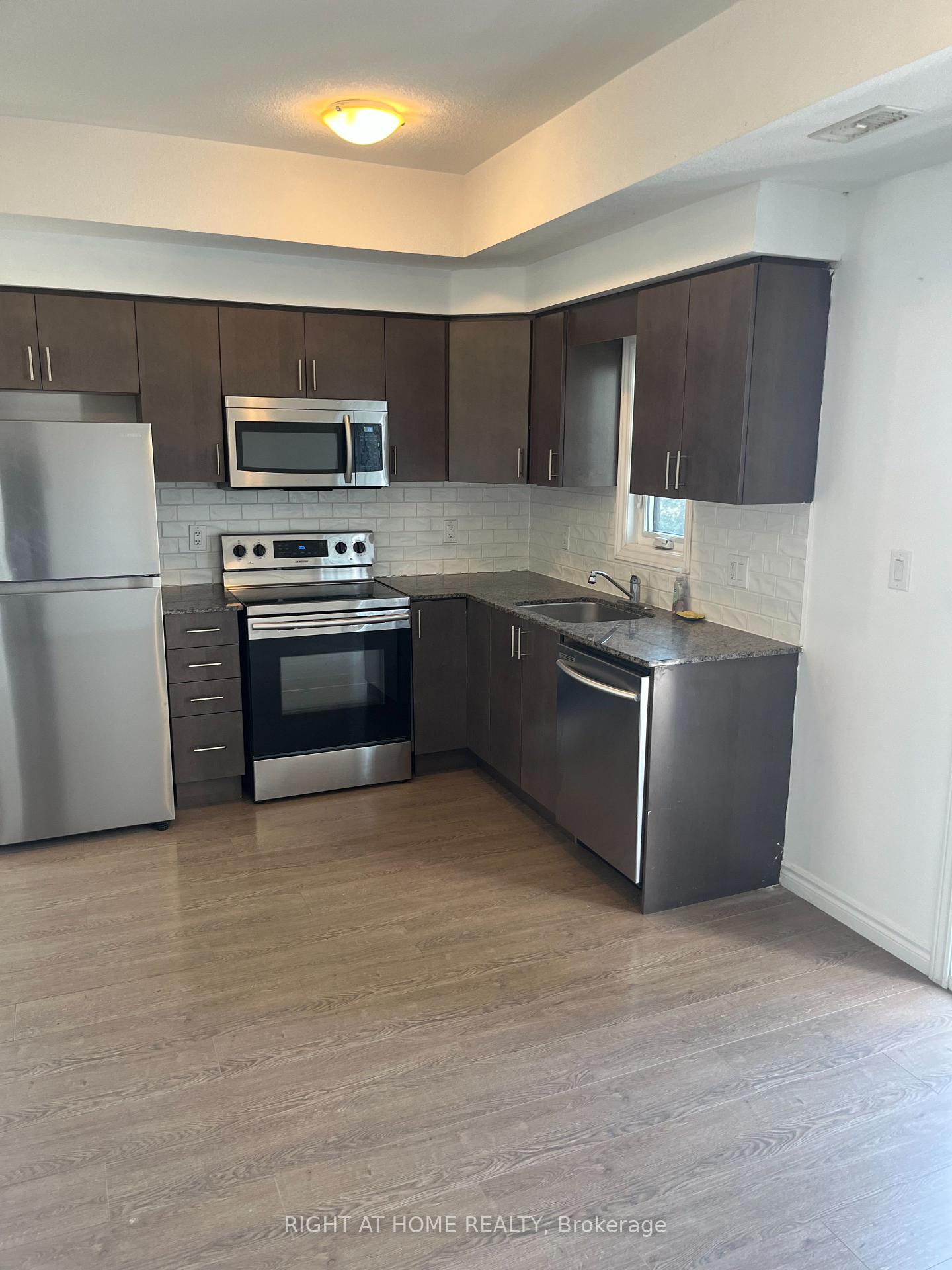 Photo 4 of Unit 3A, 1430 Highland Road W, Kitchener, Highland West — HOMEH