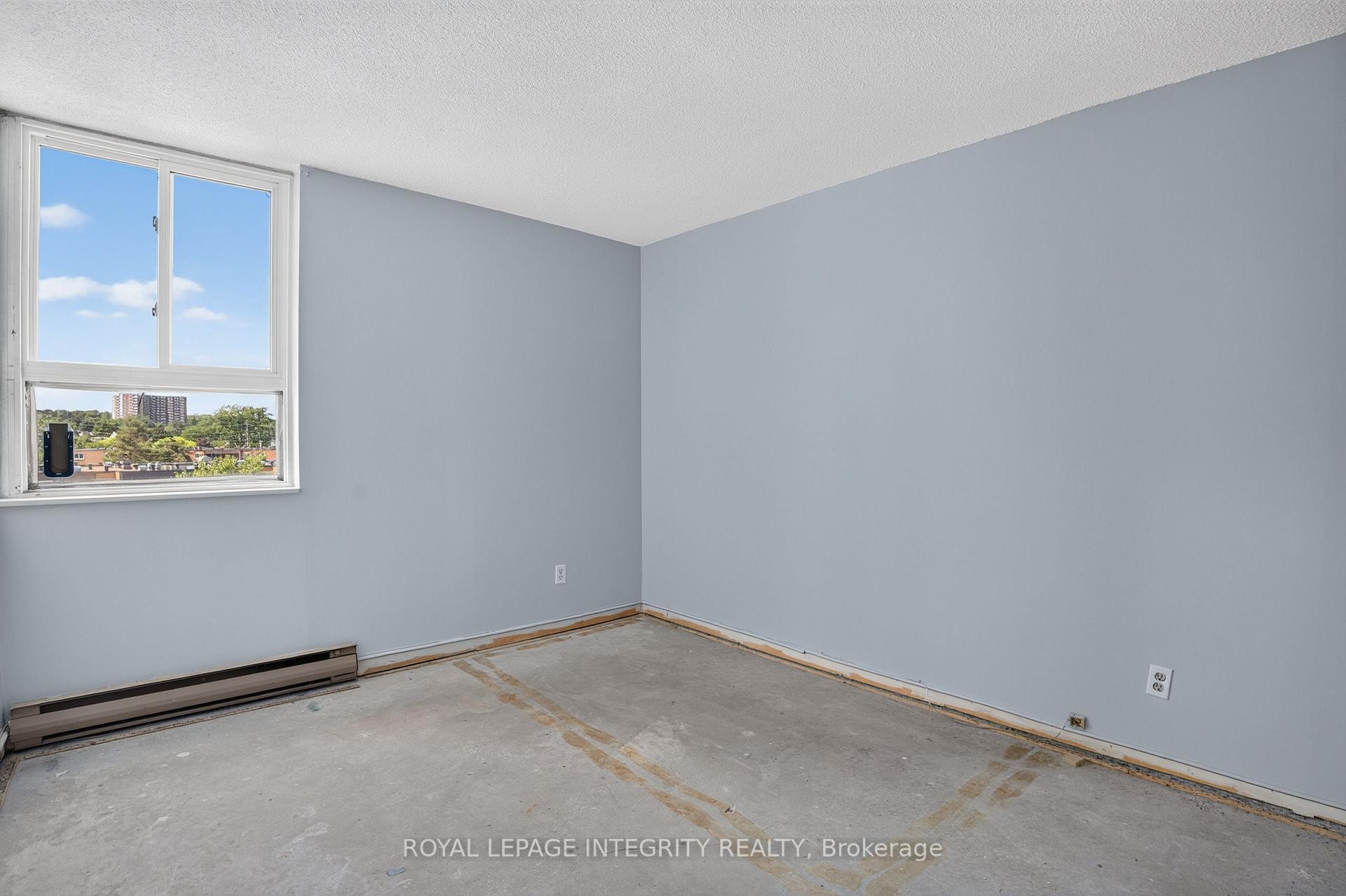 Photo 16 of Unit 606, 2000 Jasmine Crescent, Ottawa, Beacon Hill South — HOMEH