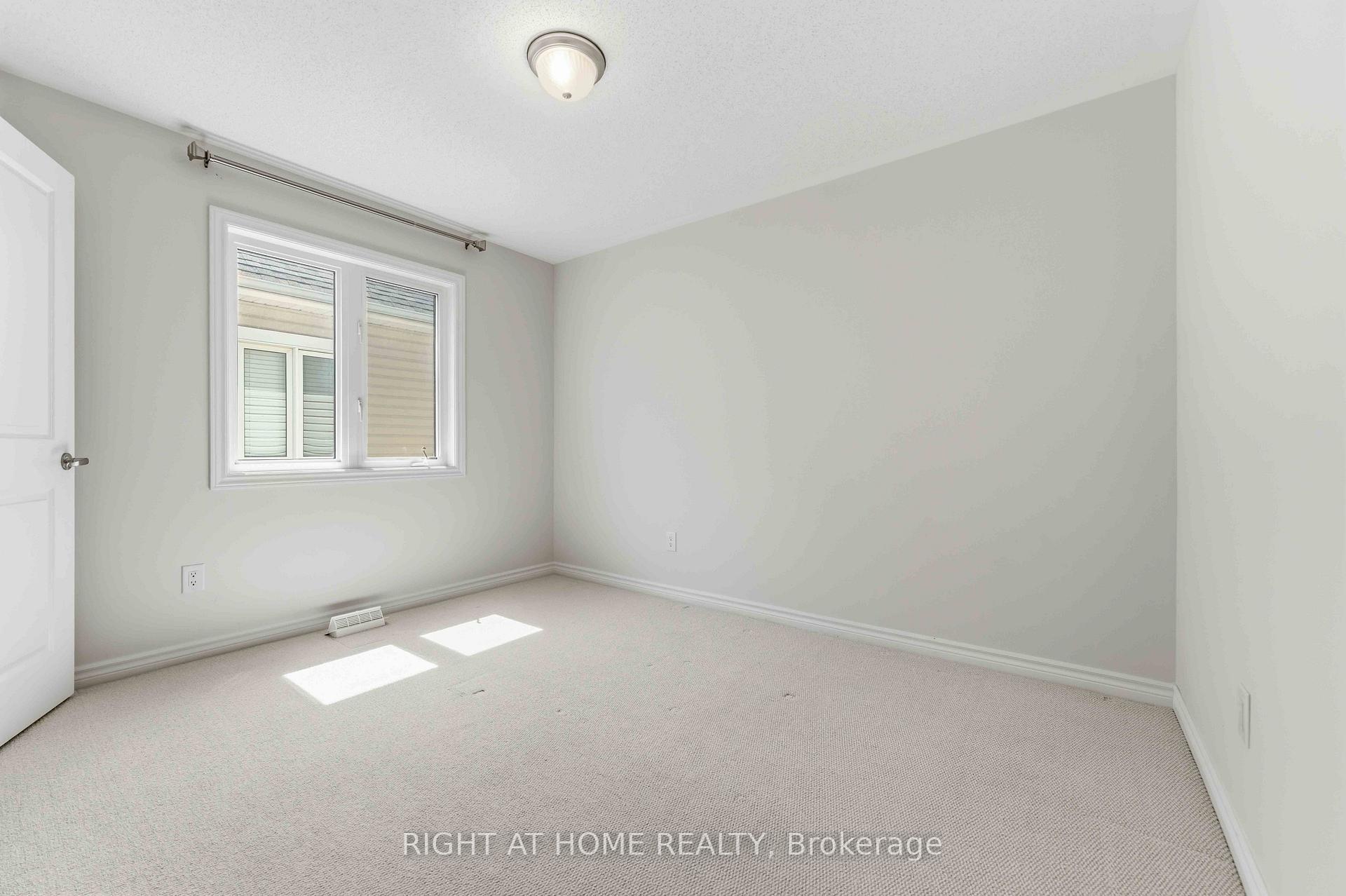 Photo 13 of 432 Meadowbreeze Drive, Ottawa, Kanata - Emerald Meadows/Trailwest — HOMEH