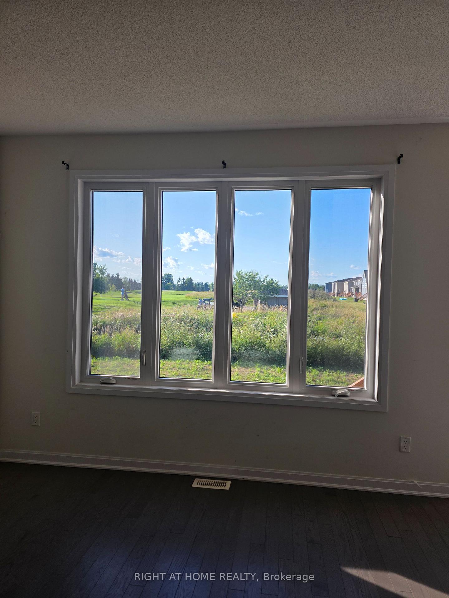 Photo 3 of 13 Oakmont Drive, Loyalist, Bath — HOMEH