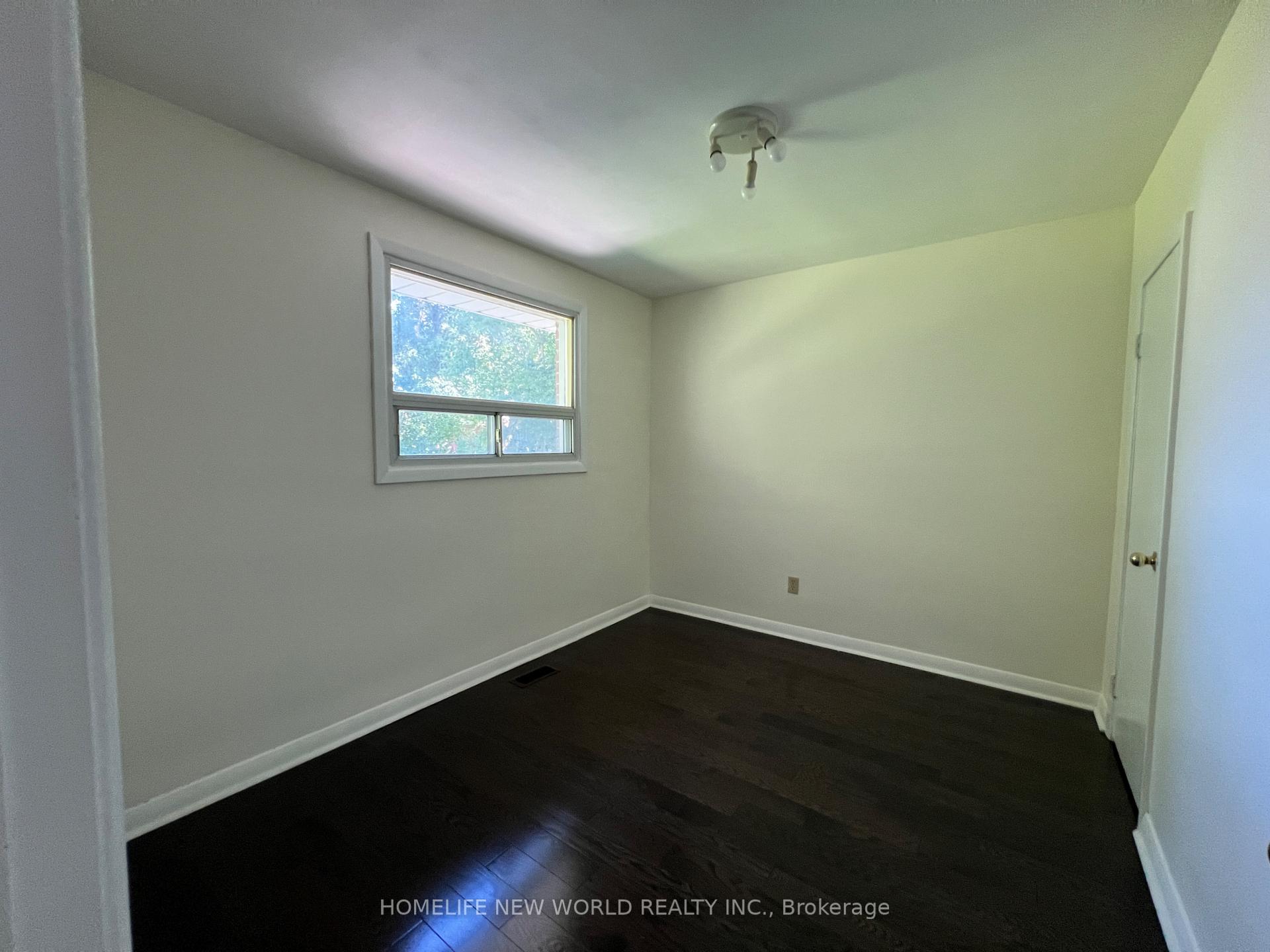 Photo 12 of 53 Aurora Heights Drive, Aurora, Aurora Heights — HOMEH