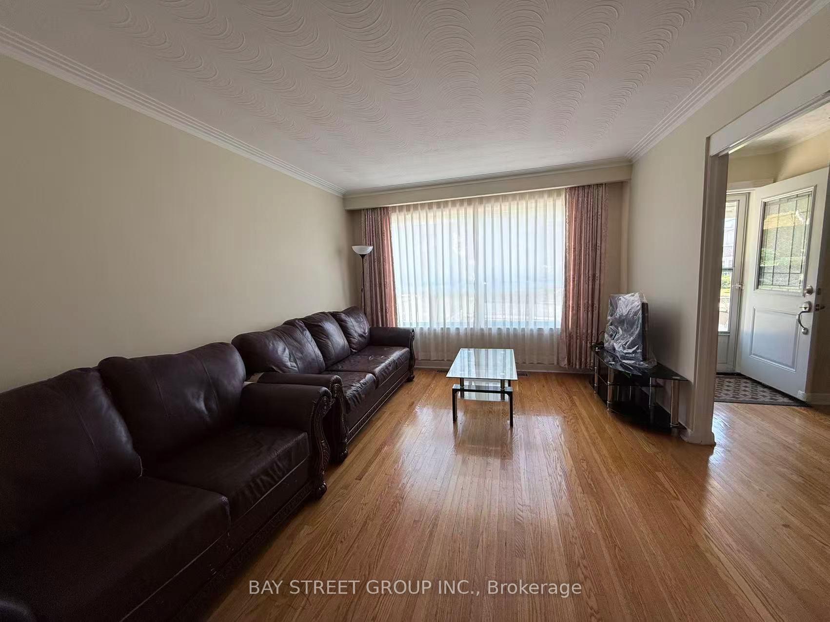 Photo 5 of 366 Highfield Road, Toronto, Greenwood-Coxwell — HOMEH