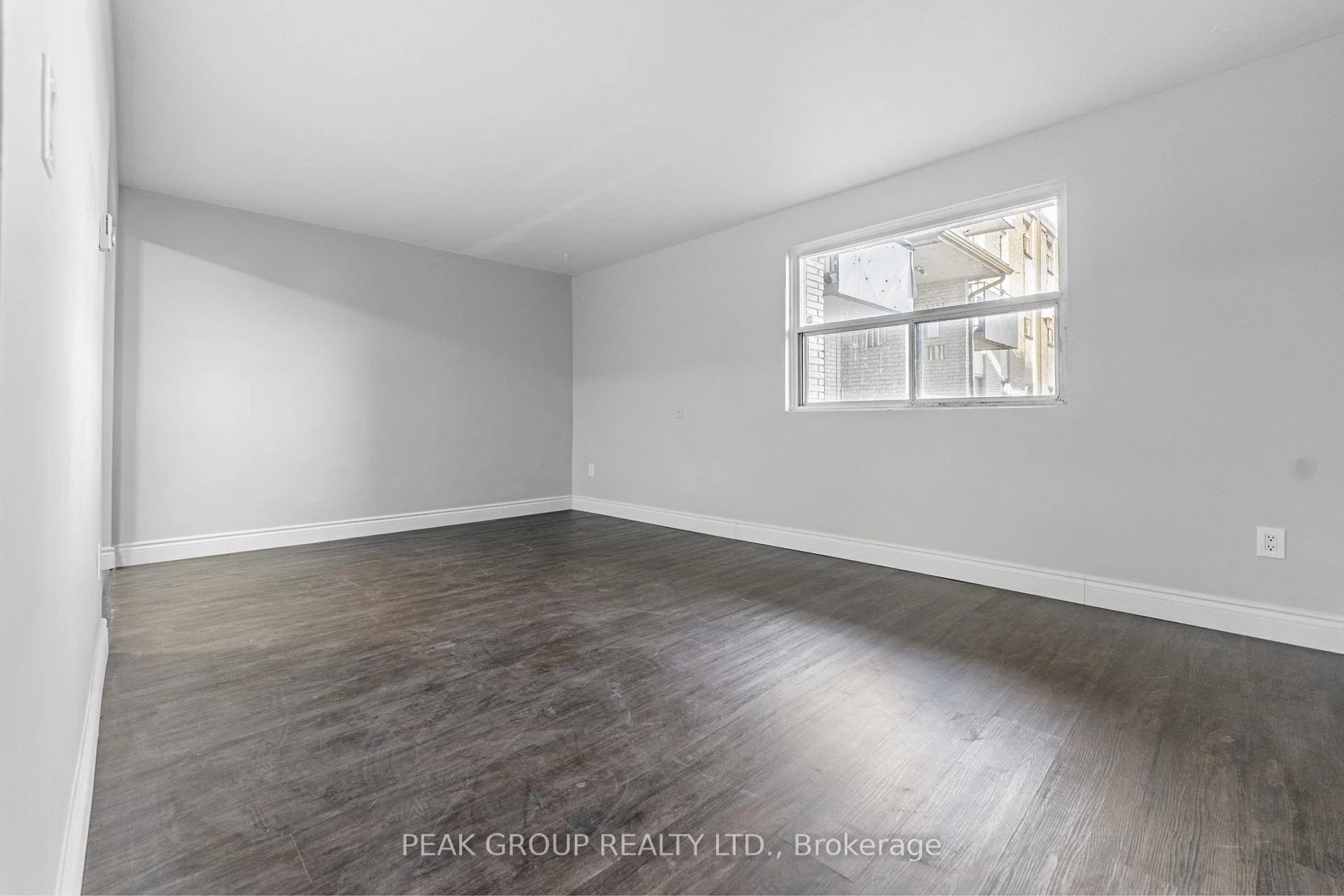 Photo 9 of Unit Unit 7, 744 Lincoln Street, Welland, Lincoln/Crowland — HOMEH