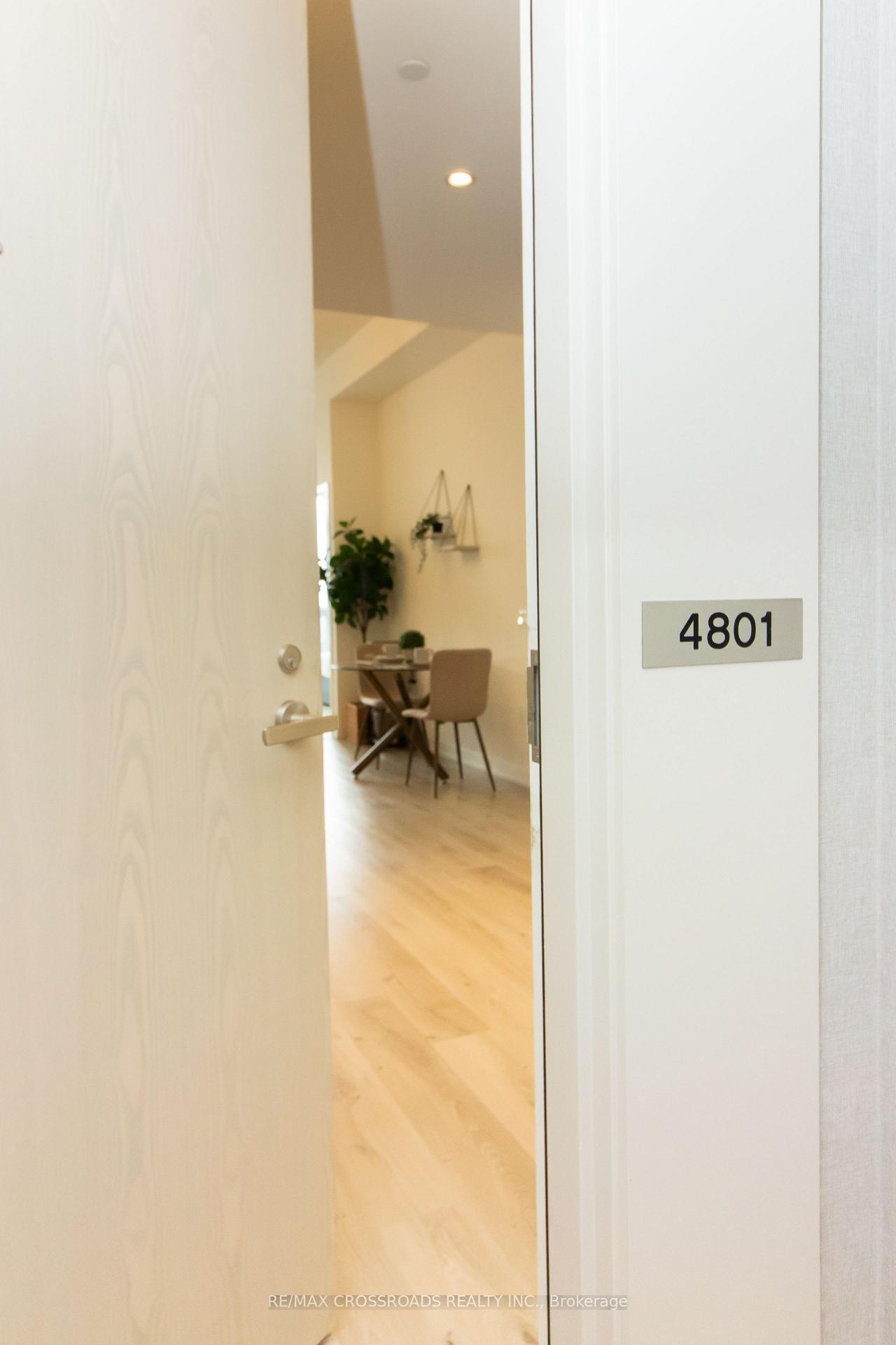 Photo 3 of Unit 4801, 138 Downes Street, Toronto, Waterfront Communities — HOMEH