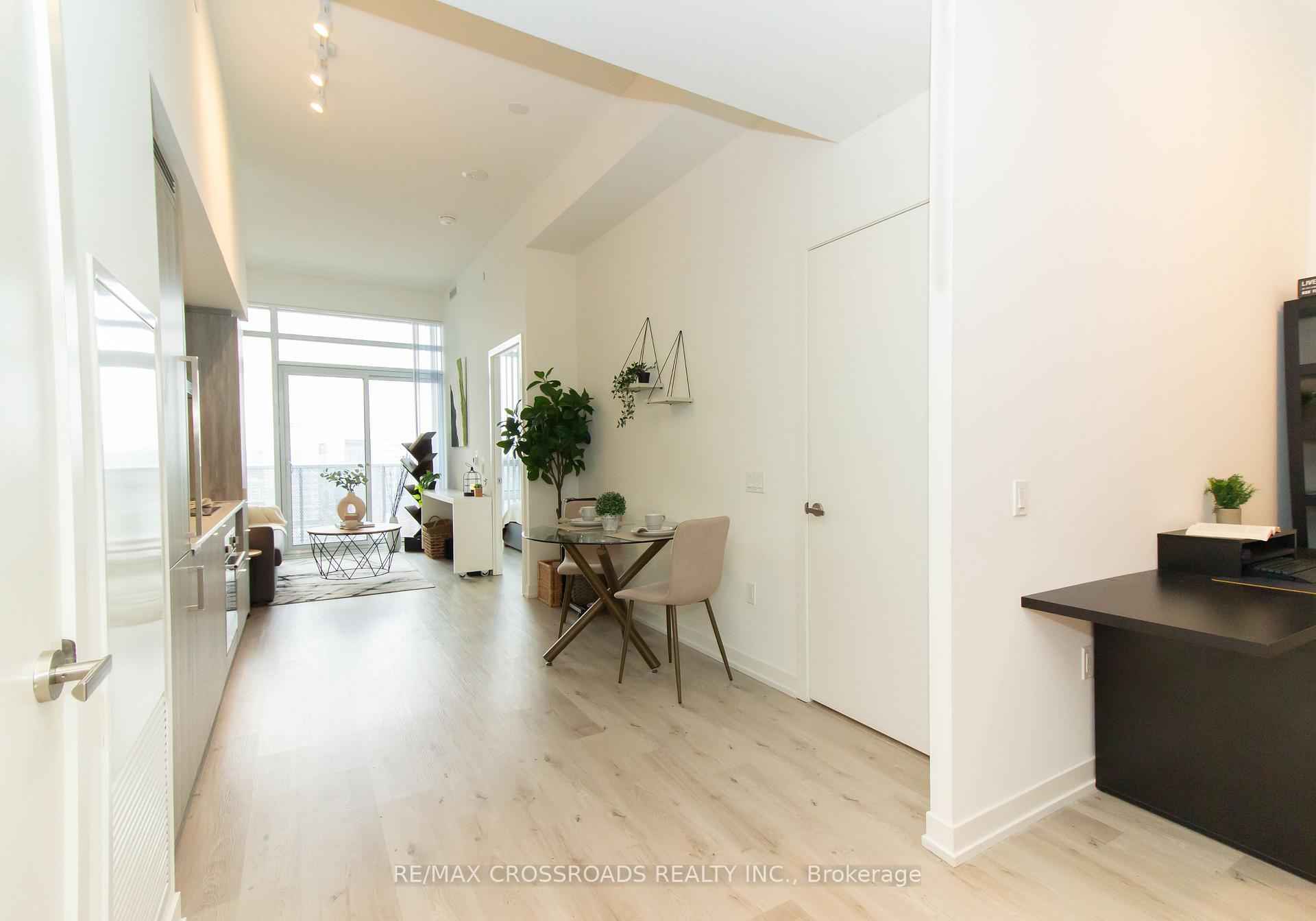 Photo 4 of Unit 4801, 138 Downes Street, Toronto, Waterfront Communities — HOMEH