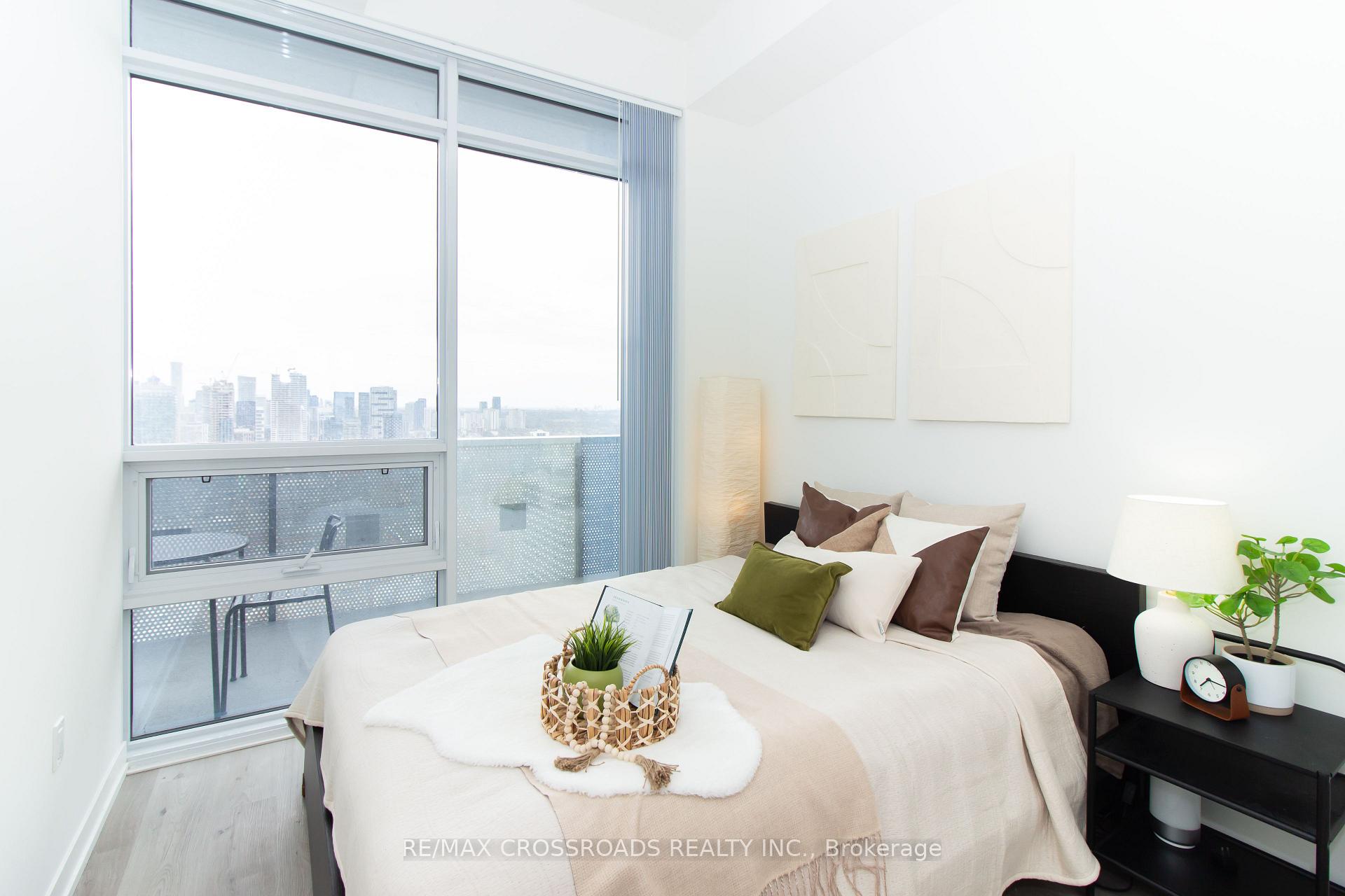 Photo 14 of Unit 4801, 138 Downes Street, Toronto, Waterfront Communities — HOMEH
