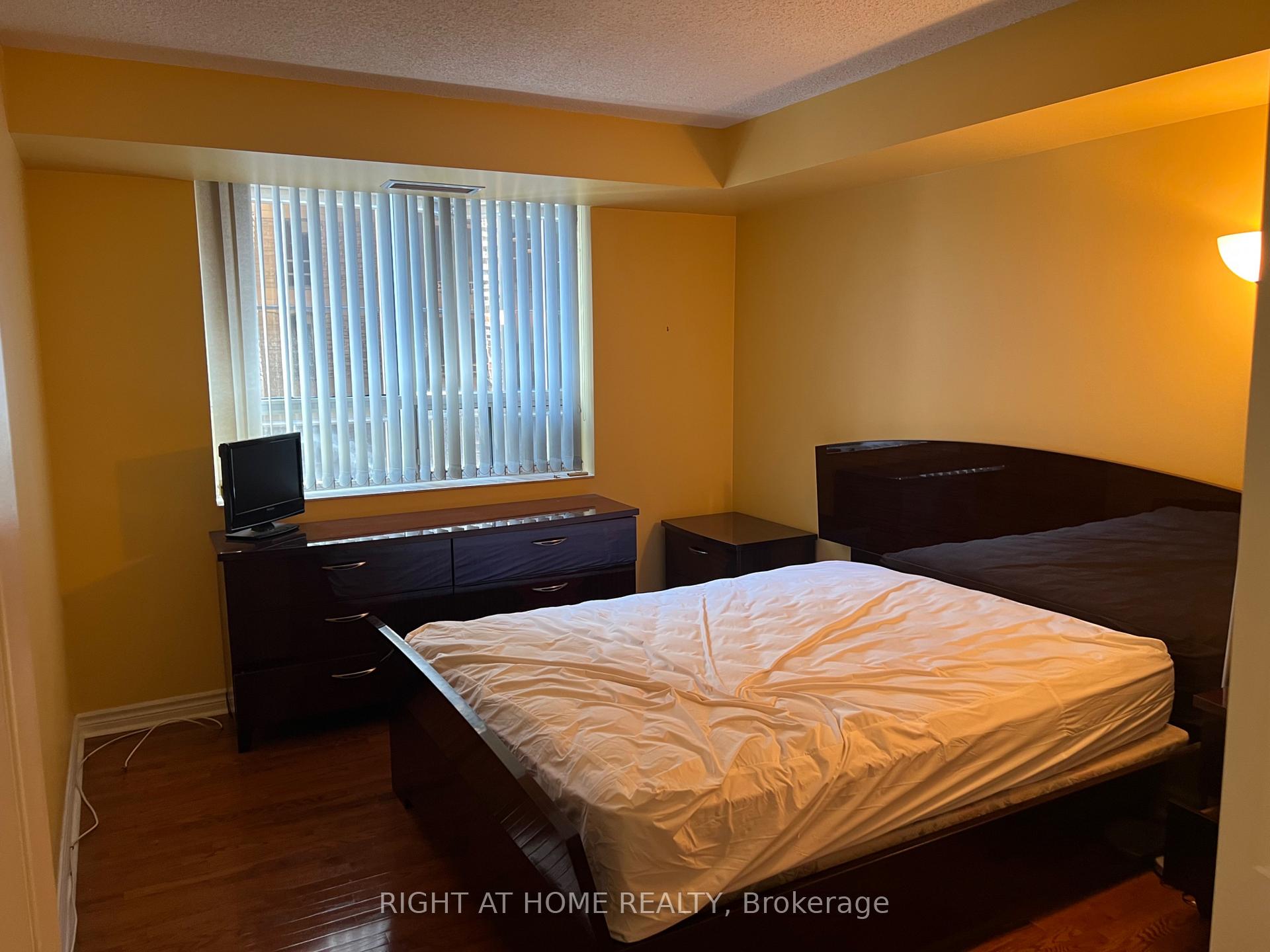 Photo 8 of Unit 705, 71 Simcoe Street, Toronto, University — HOMEH
