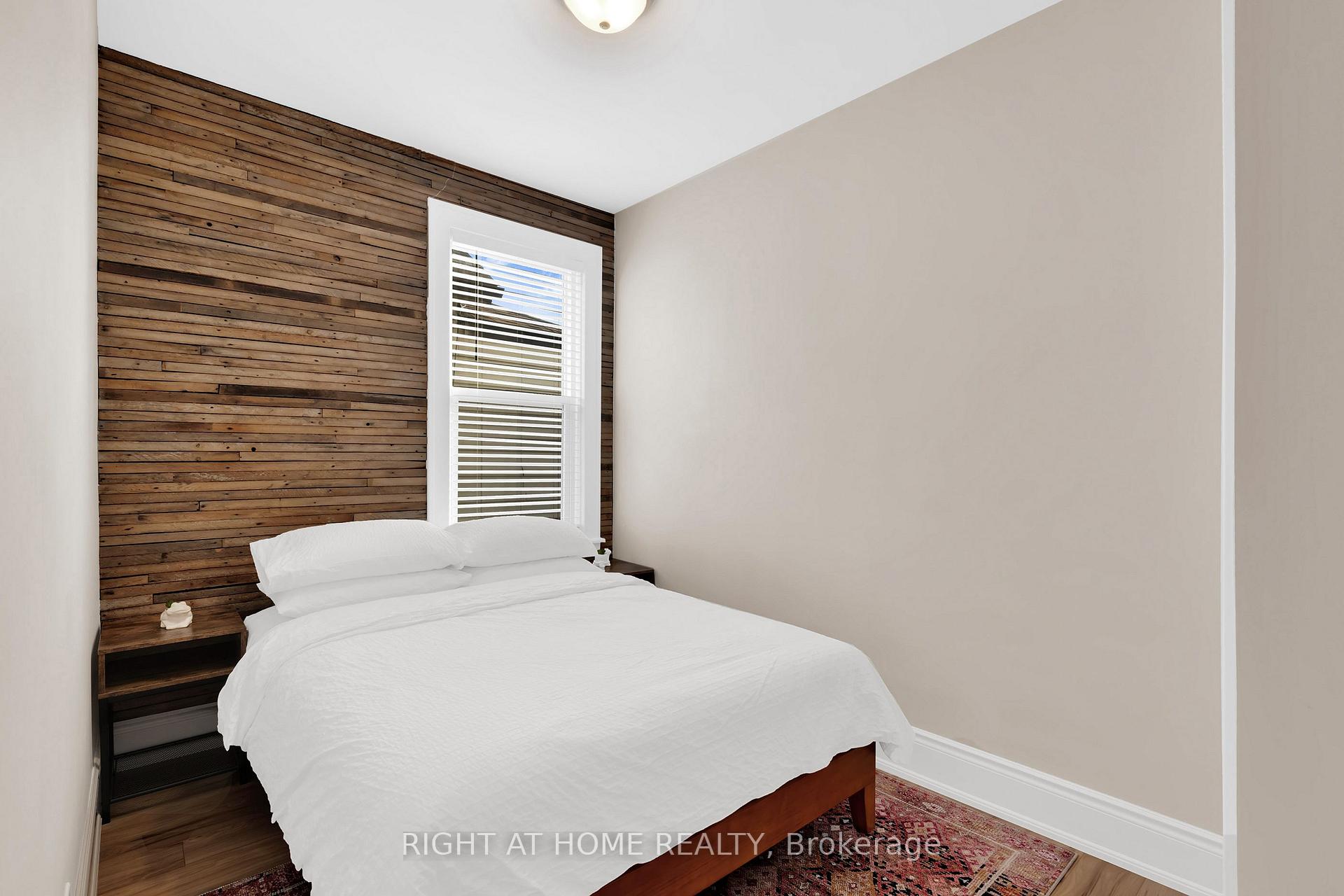 Photo 30 of 1379-1381 Pierre Avenue, Windsor — HOMEH