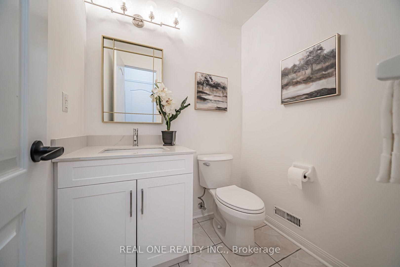 Photo 10 of 35 Formosa Drive, Richmond Hill, Rouge Woods — HOMEH