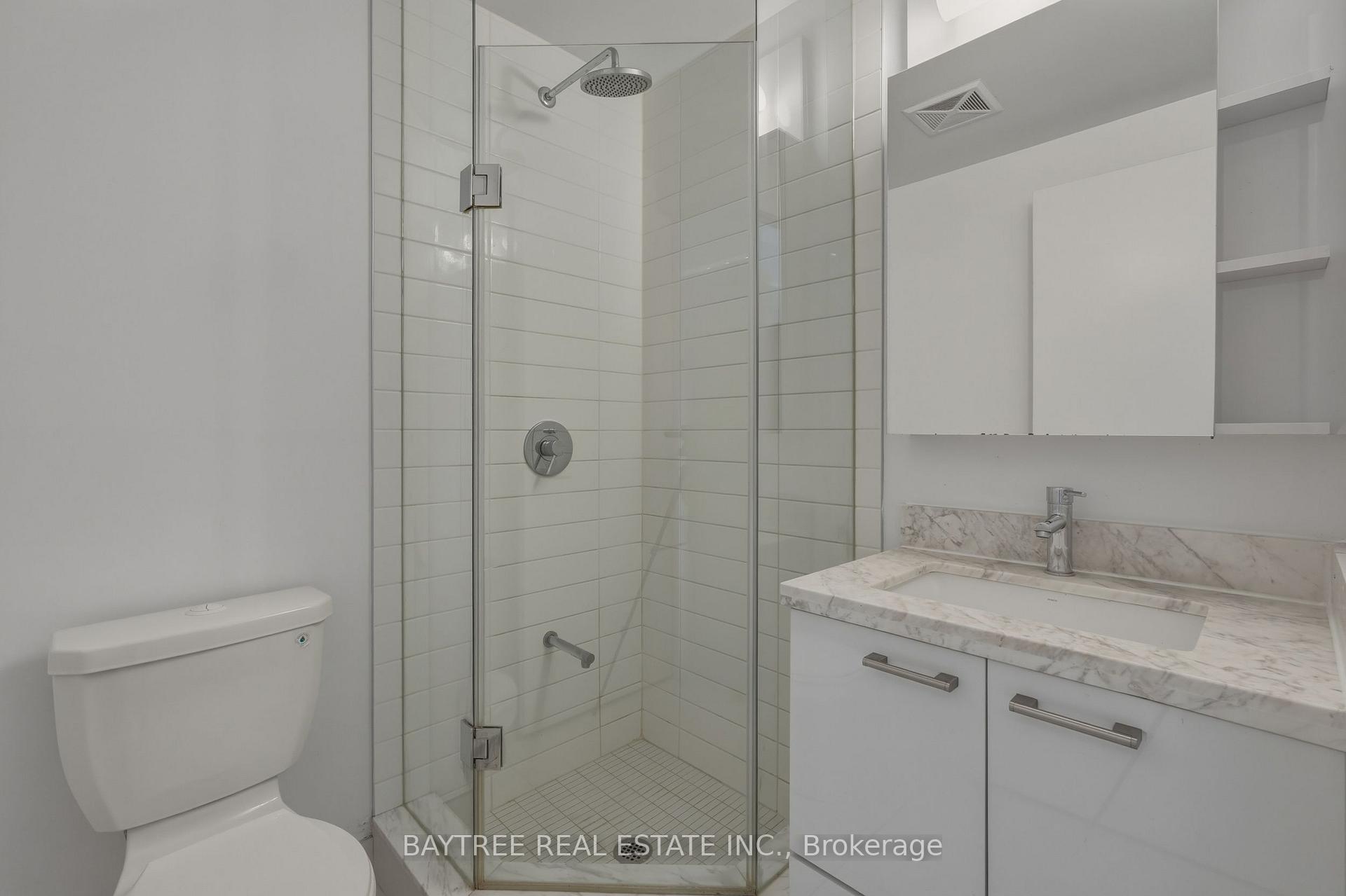 Photo 11 of Unit 3807, 2221 Yonge Street, Toronto, Mount Pleasant West — HOMEH