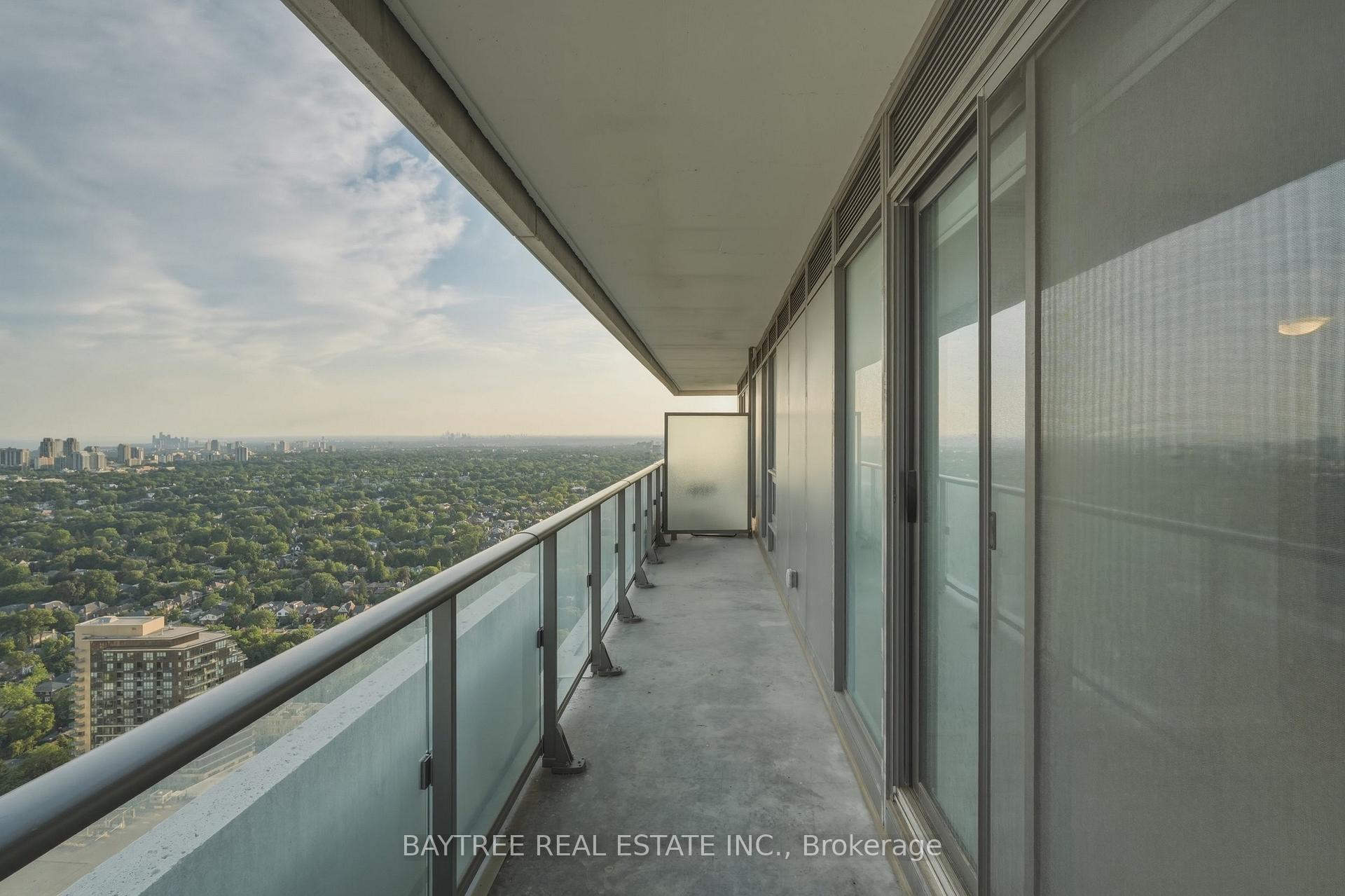 Photo 13 of Unit 3807, 2221 Yonge Street, Toronto, Mount Pleasant West — HOMEH