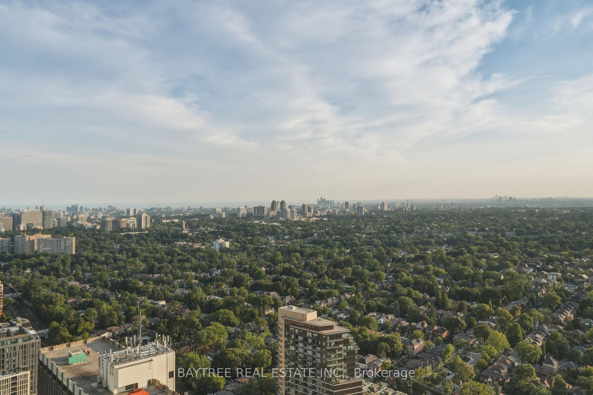 Photo 15 of Unit 3807, 2221 Yonge Street, Toronto, Mount Pleasant West — HOMEH