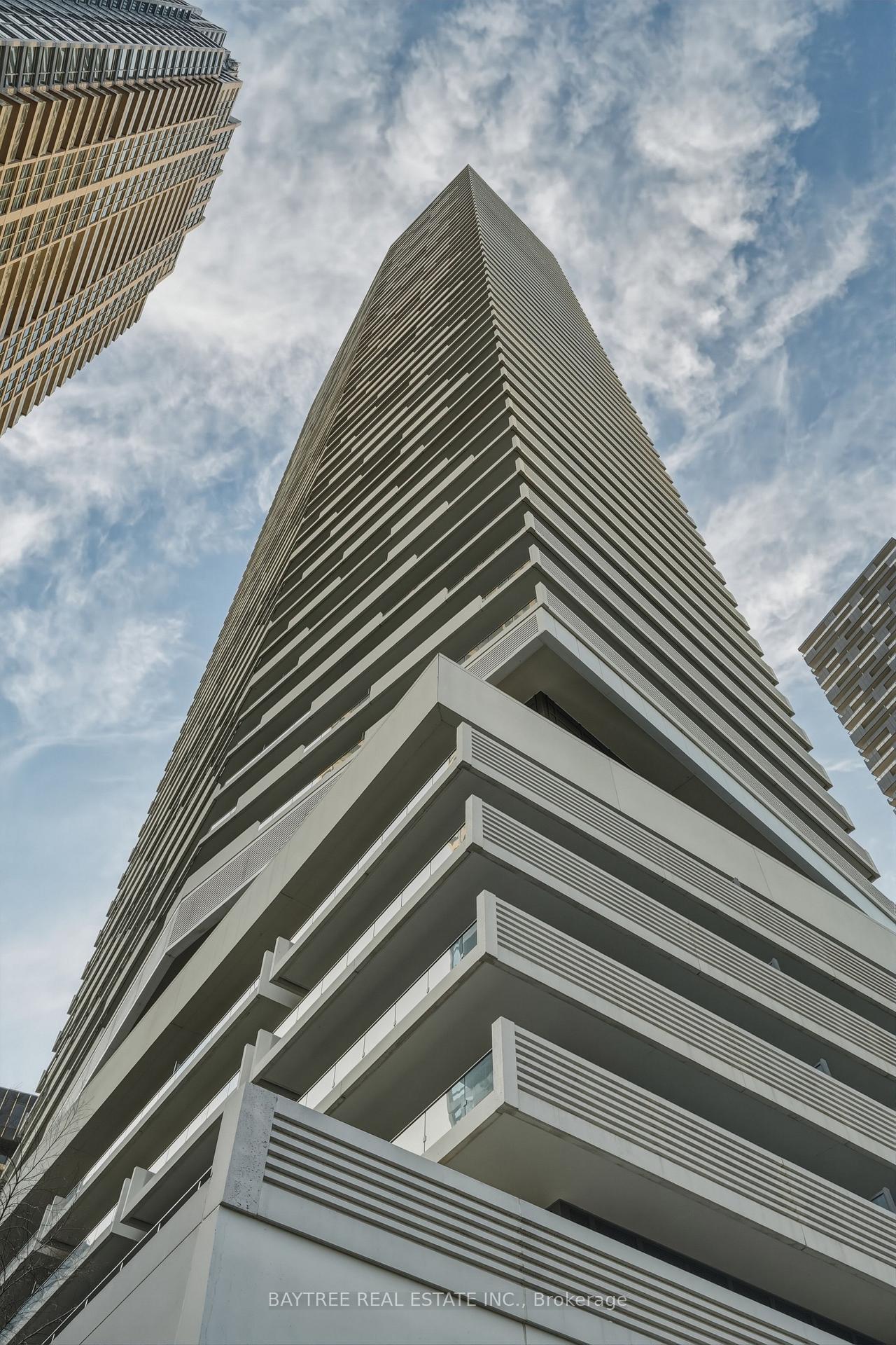 Photo 17 of Unit 3807, 2221 Yonge Street, Toronto, Mount Pleasant West — HOMEH