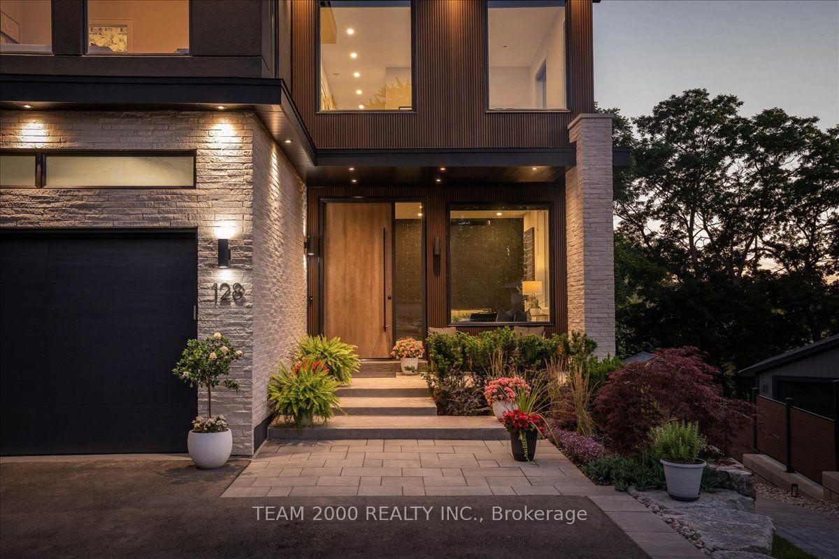 Photo 2 of 128 Haines Drive, Caledon, Bolton East — HOMEH
