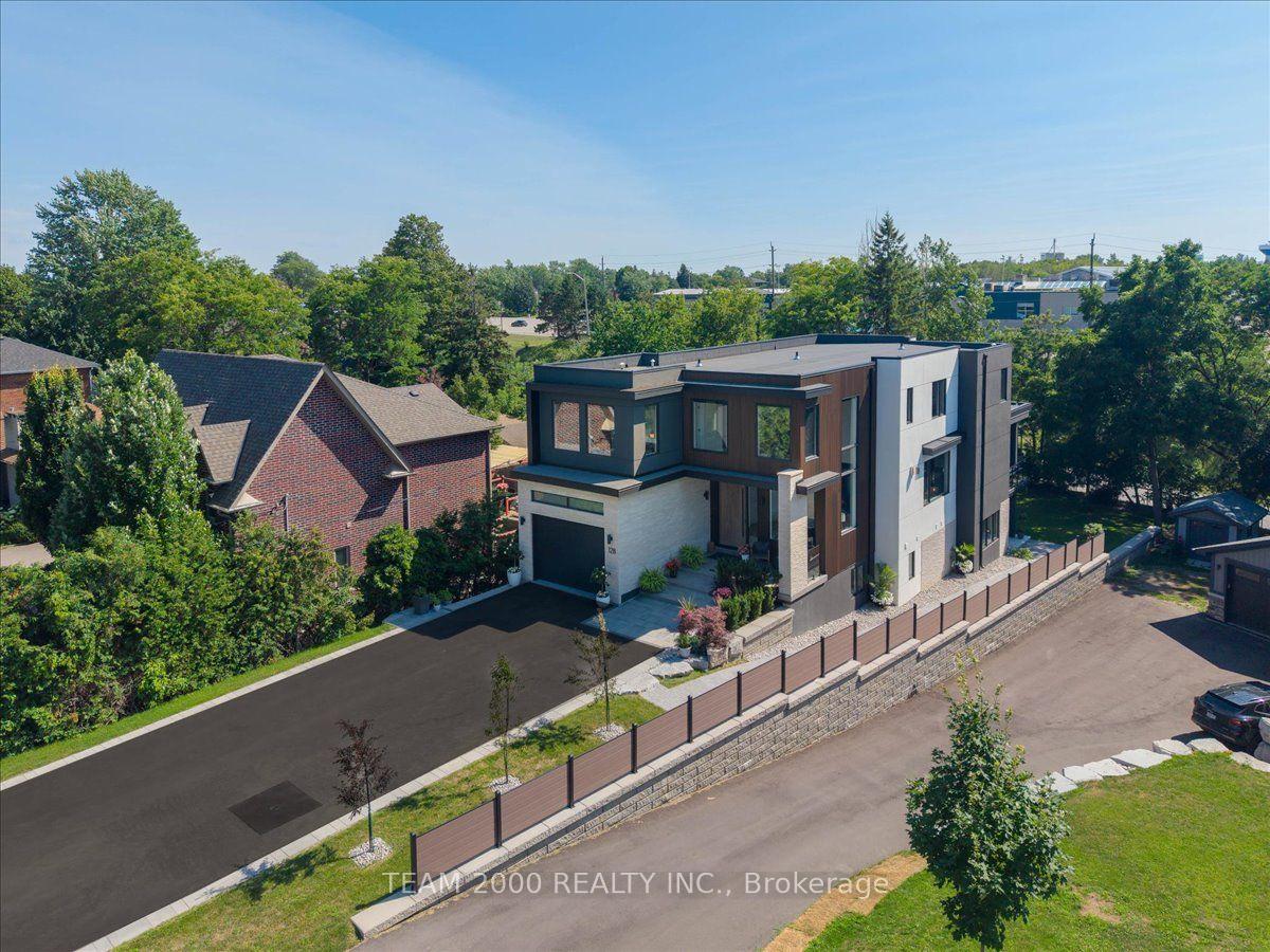 Photo 4 of 128 Haines Drive, Caledon, Bolton East — HOMEH