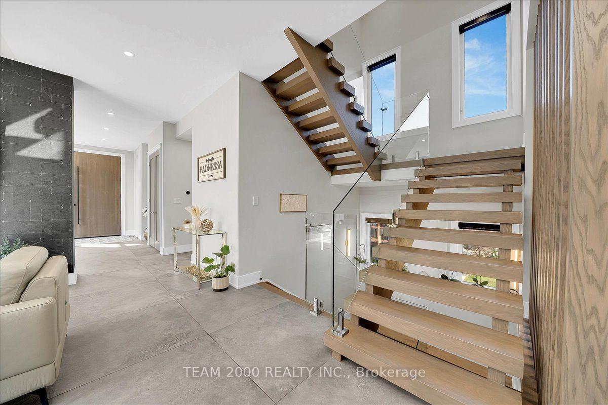 Photo 25 of 128 Haines Drive, Caledon, Bolton East — HOMEH