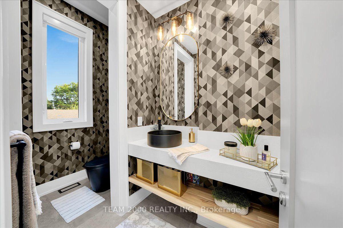 Photo 26 of 128 Haines Drive, Caledon, Bolton East — HOMEH