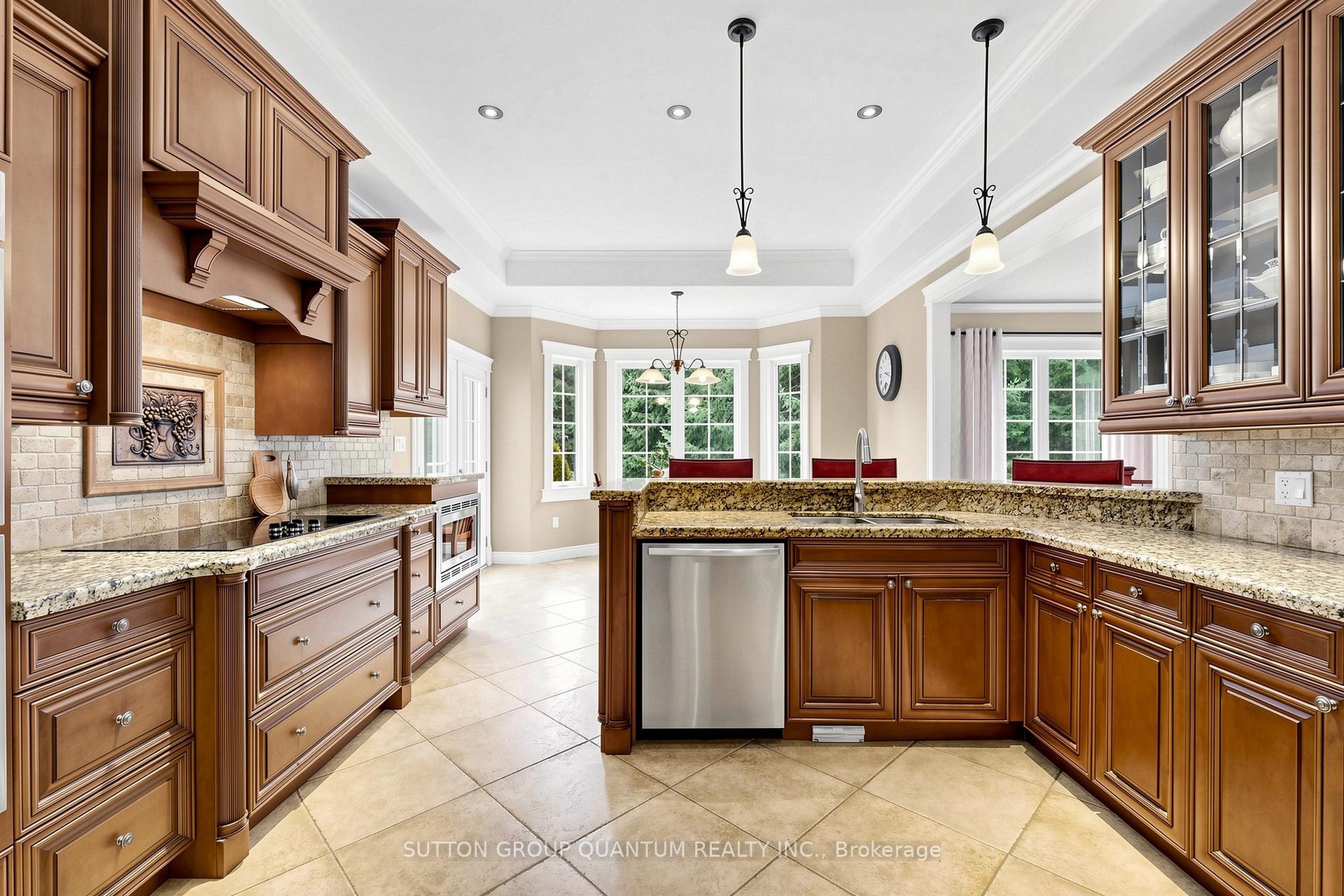 Photo 12 of 3712 Michael Street, Clearview, Rural Clearview — HOMEH