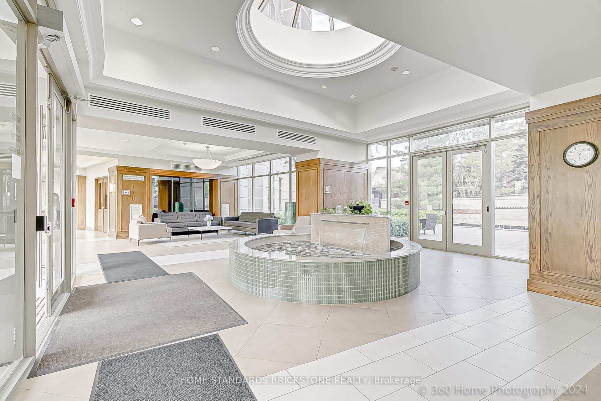 Photo 3 of Unit 702, 2391 Central Park Drive, Oakville, River Oaks — HOMEH